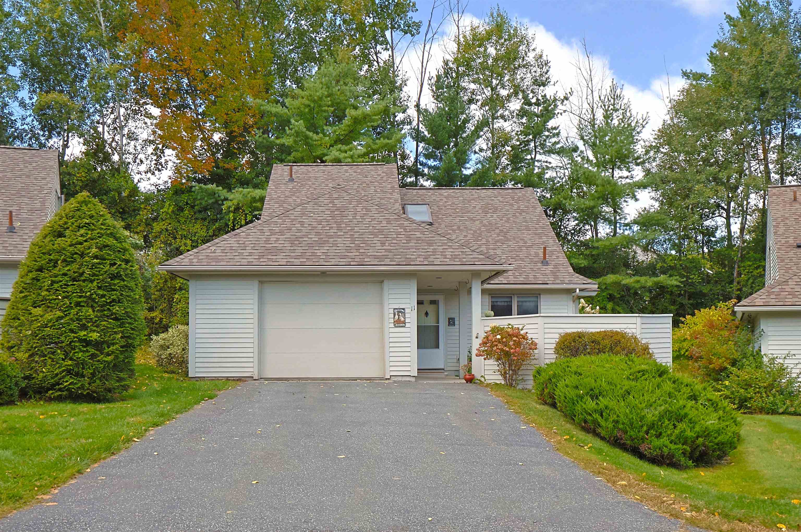 11 Cottage Court Property Photo 1