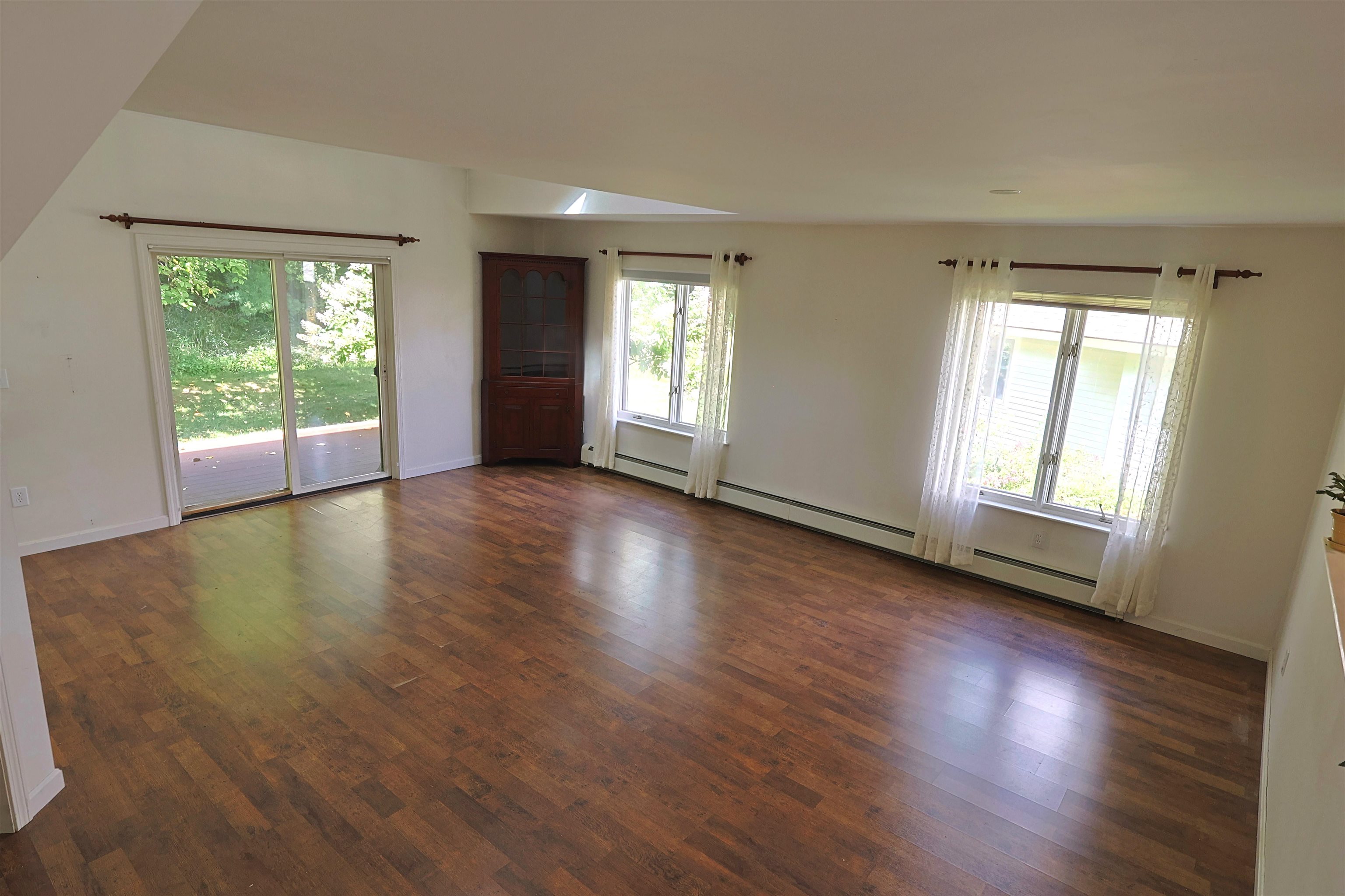11 Cottage Court Property Photo 15