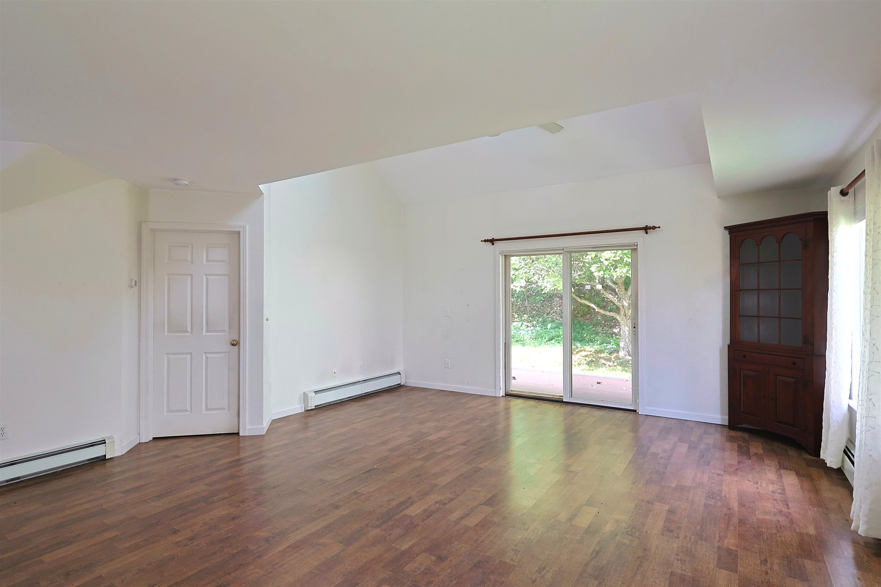 11 Cottage Court Property Photo 16