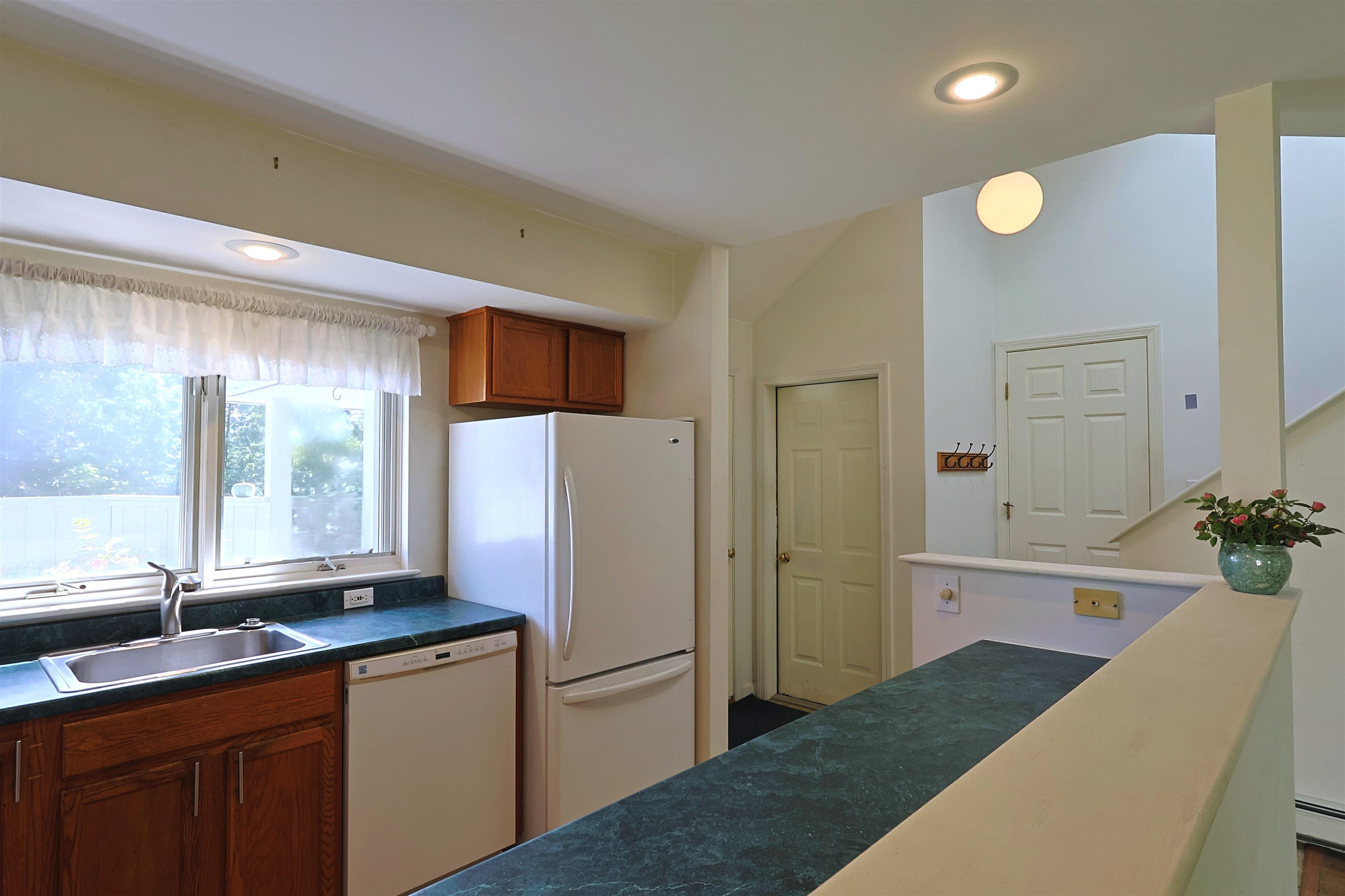 11 Cottage Court Property Photo 22