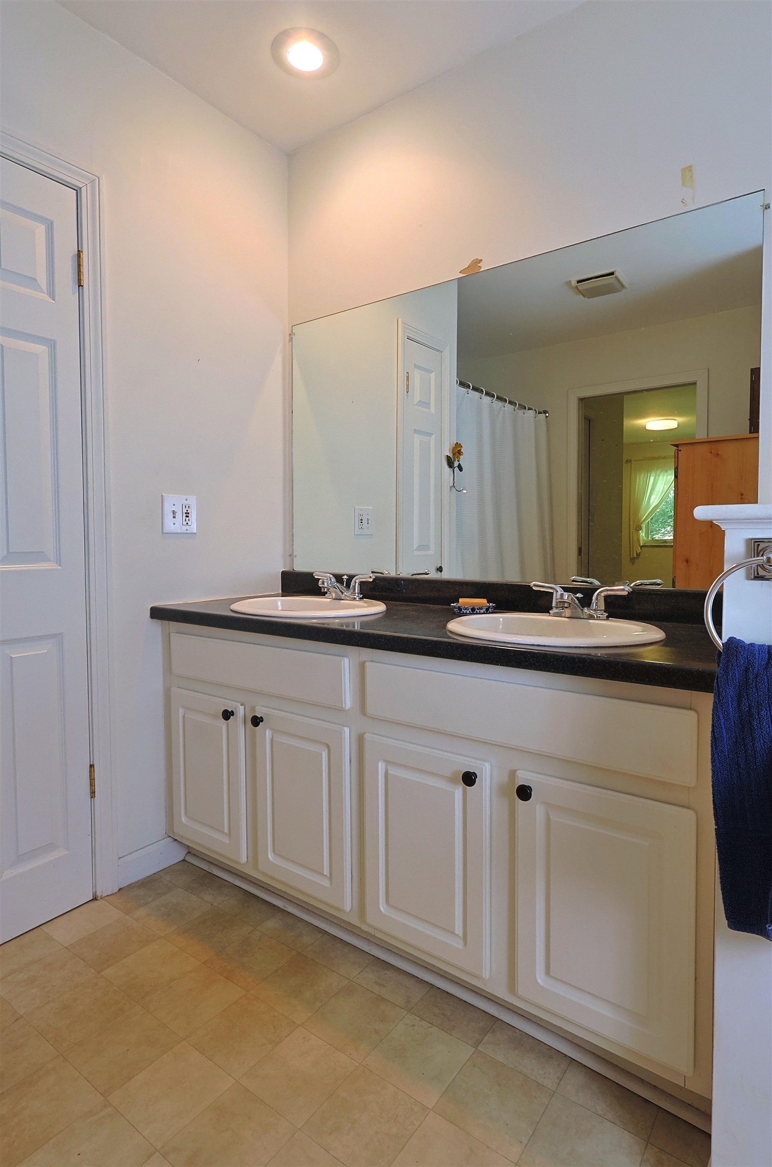 11 Cottage Court Property Photo 29