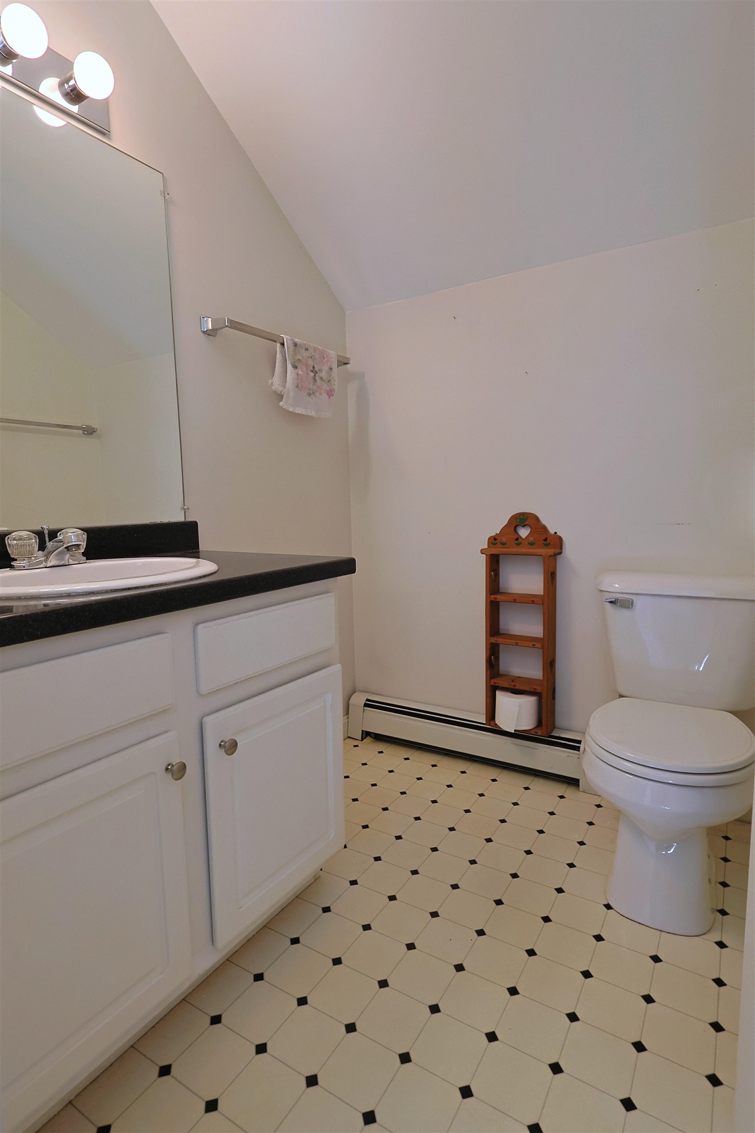 11 Cottage Court Property Photo 36