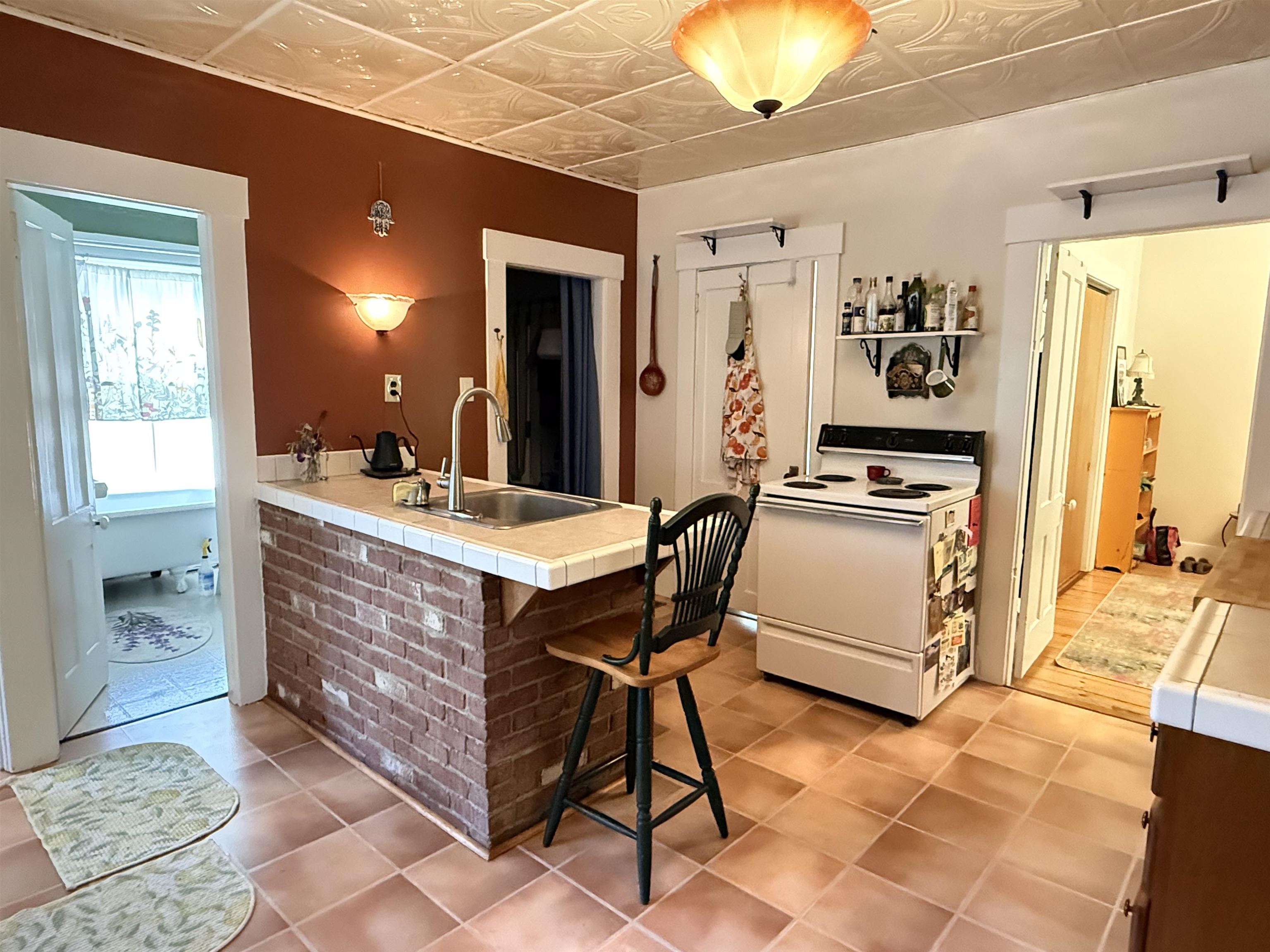 59 Highland Street Property Photo 6