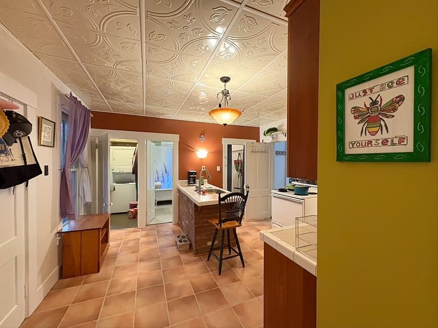 59 Highland Street Property Photo 8
