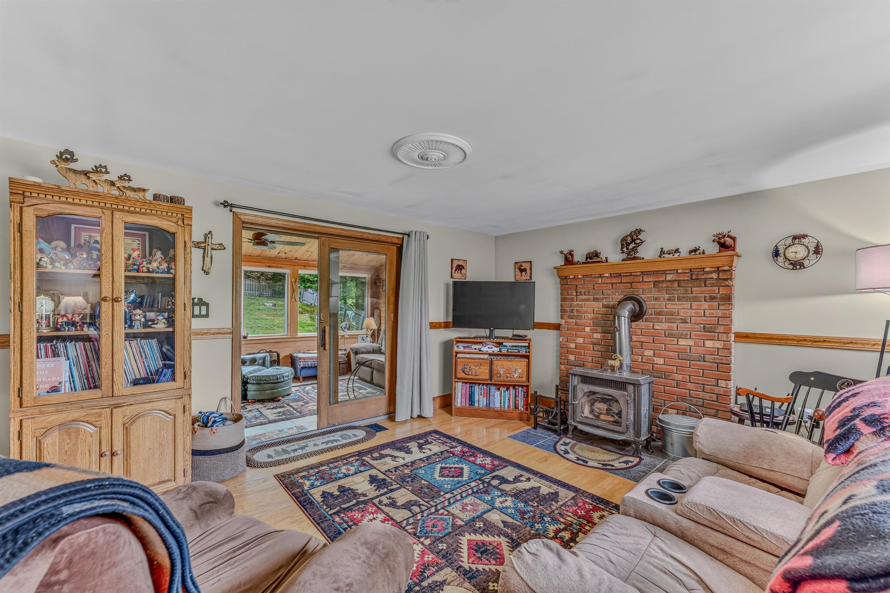 400 Route 18 Property Photo 5