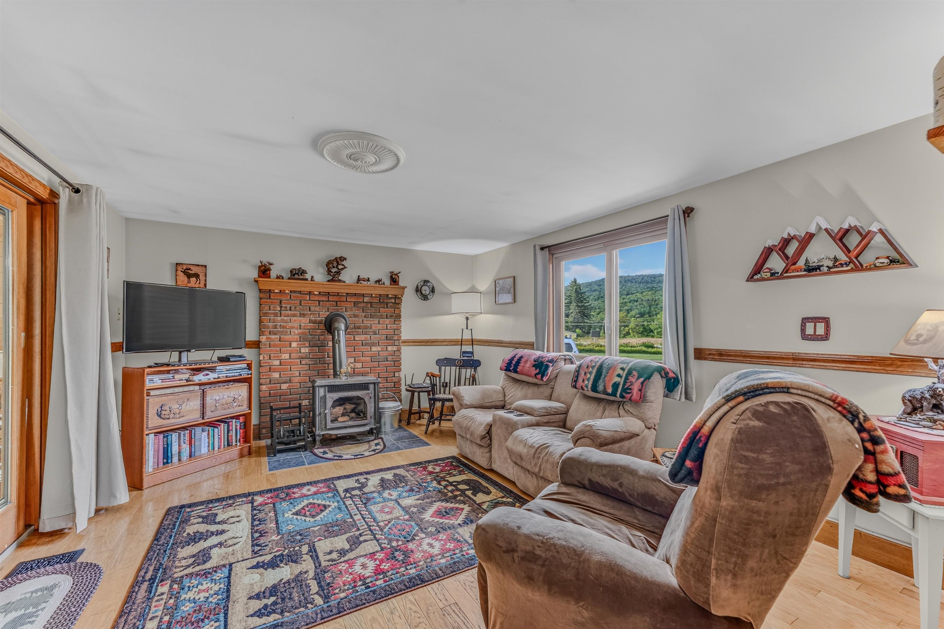400 Route 18 Property Photo 6