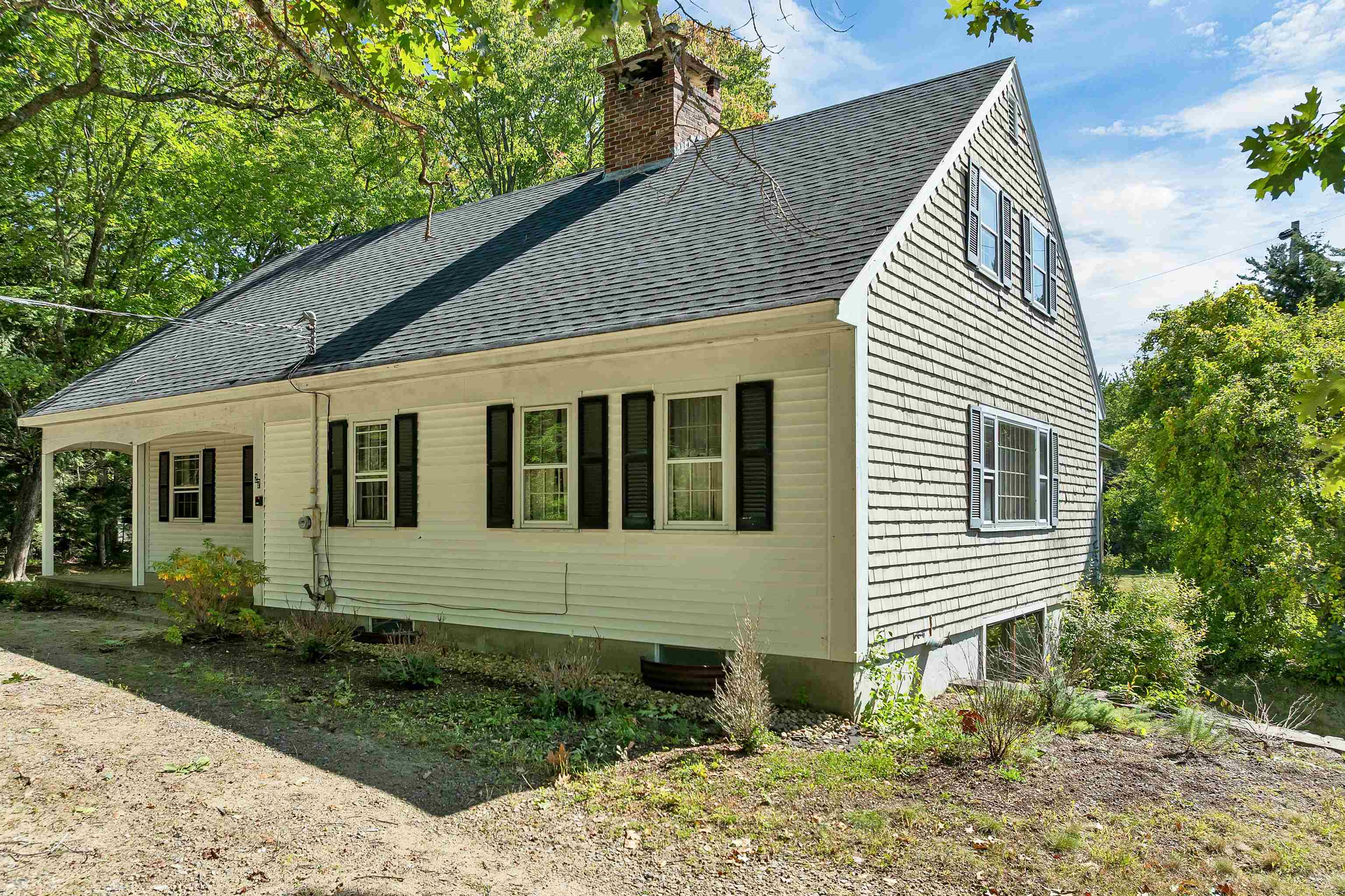 27 New Road Property Photo 11