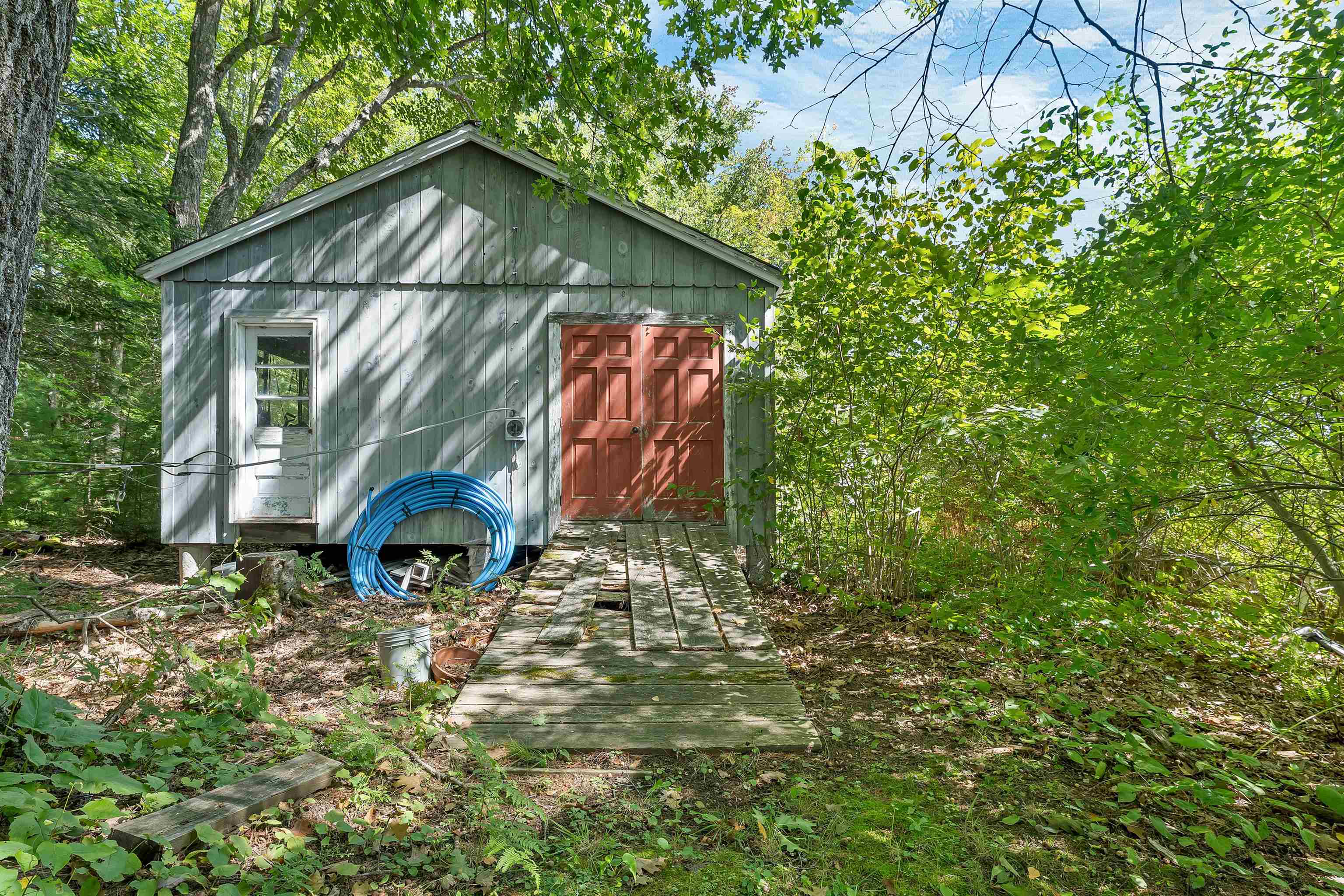 27 New Road Property Photo 16