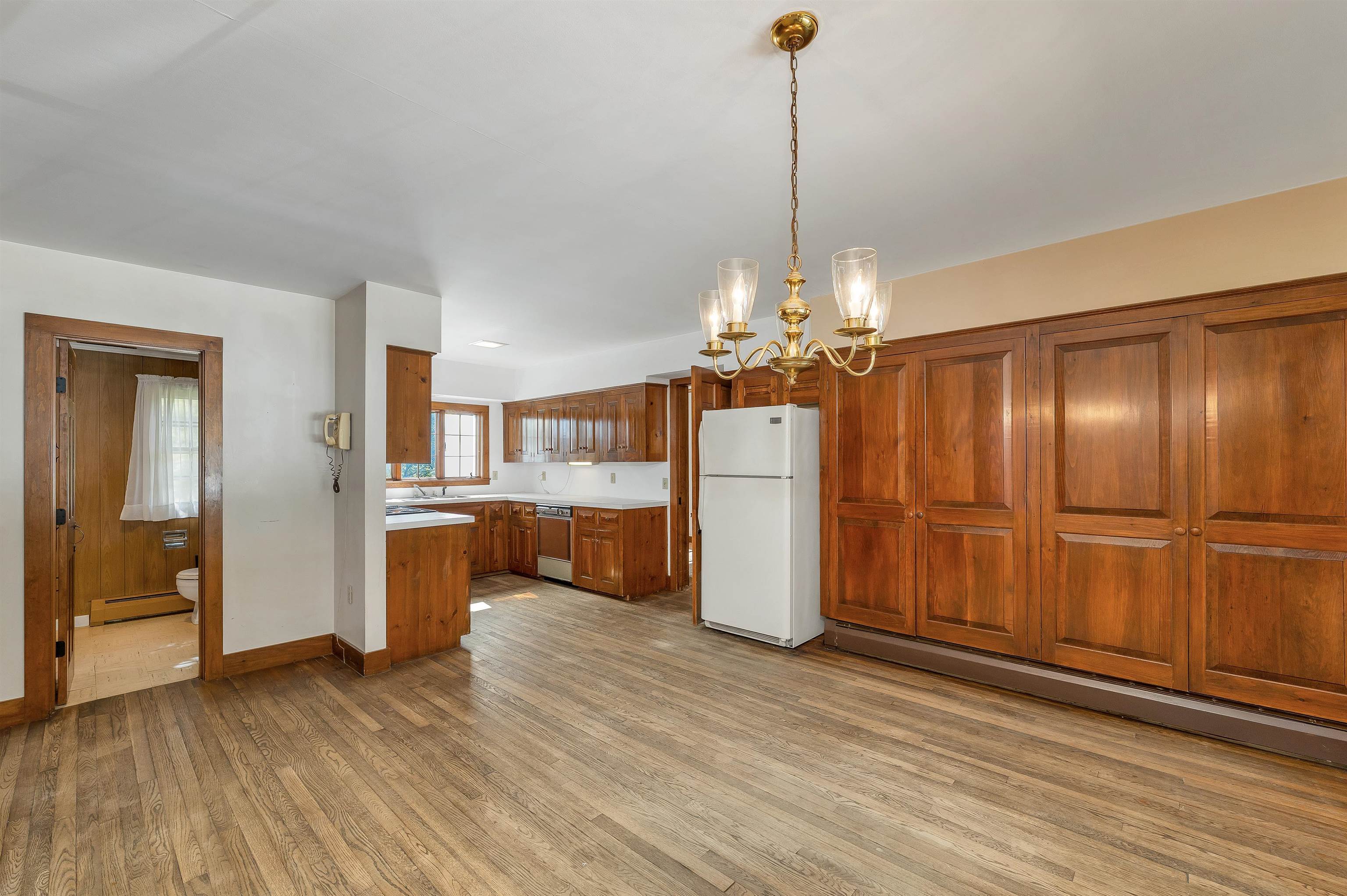 27 New Road Property Photo 25