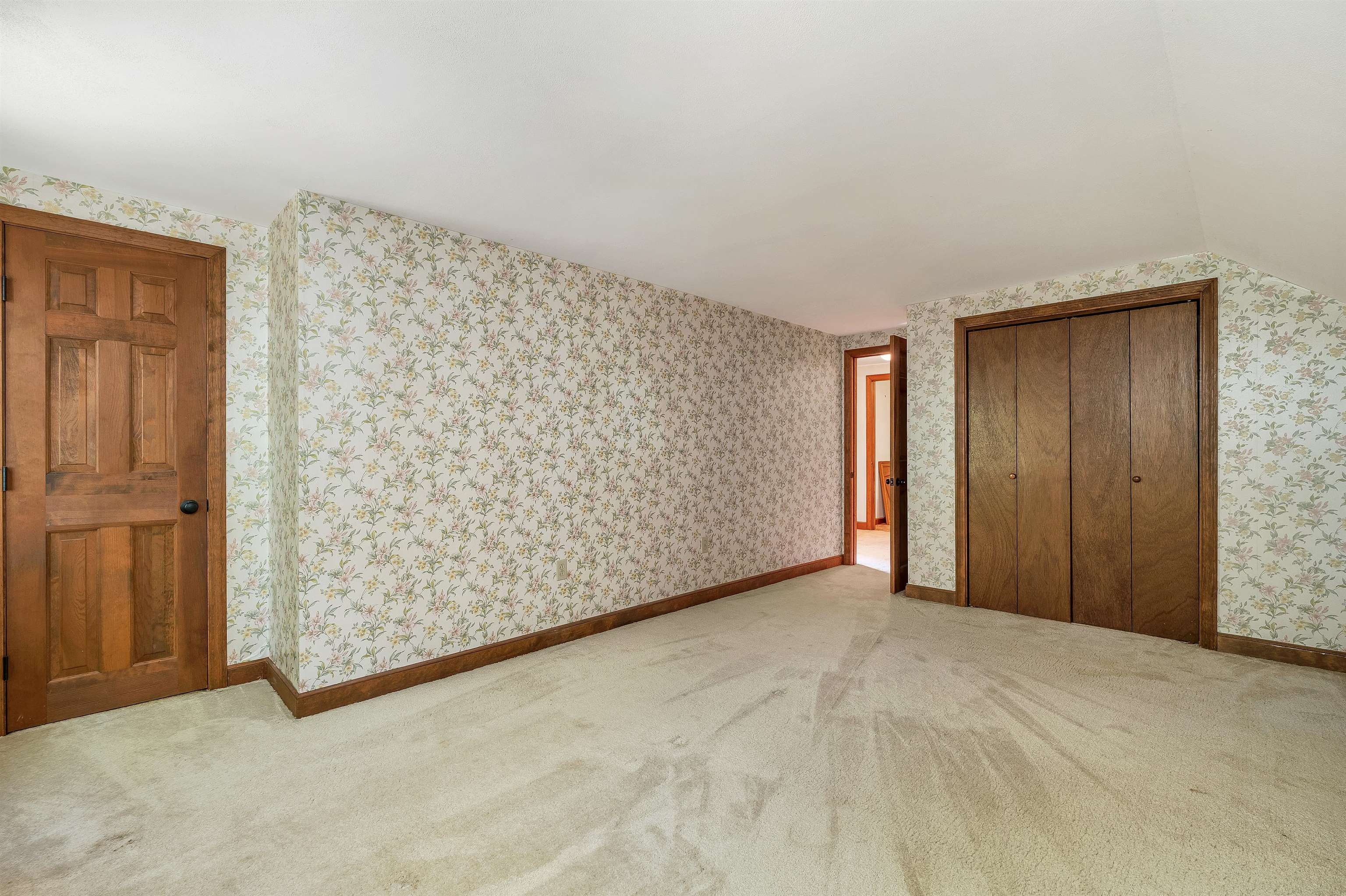 27 New Road Property Photo 35