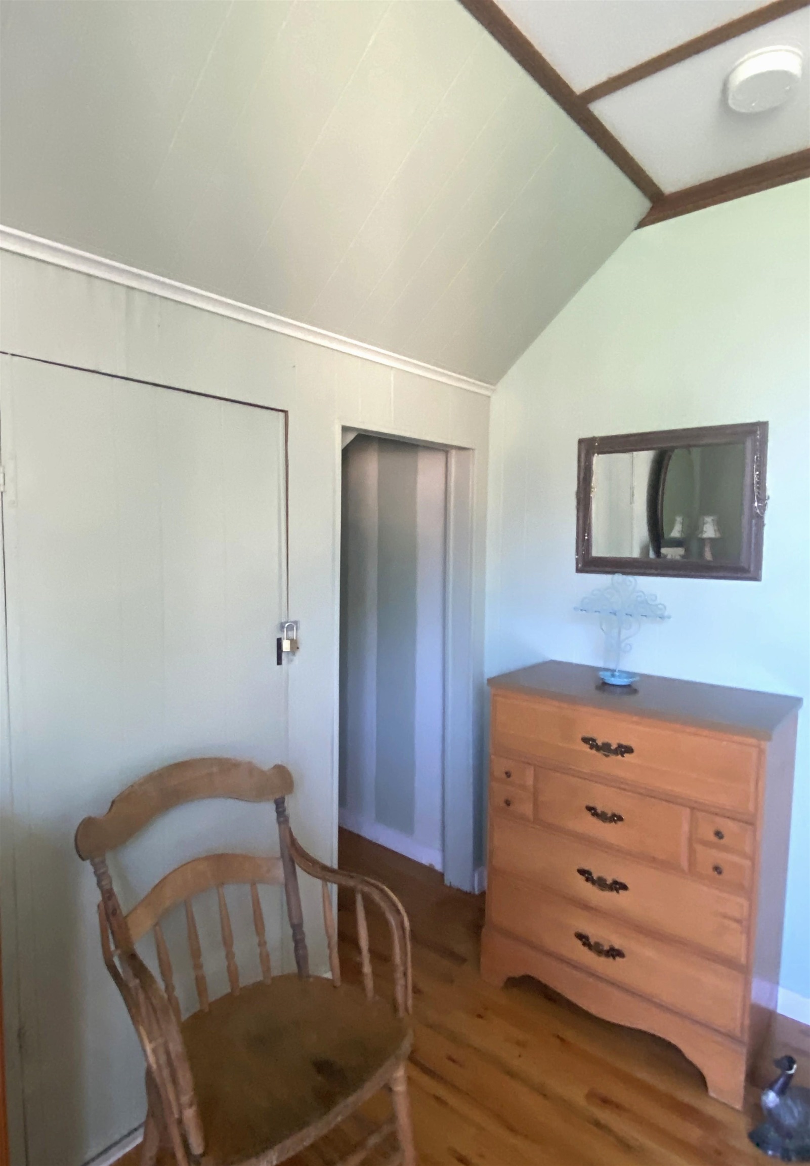 818 West Shore Road Property Photo 27