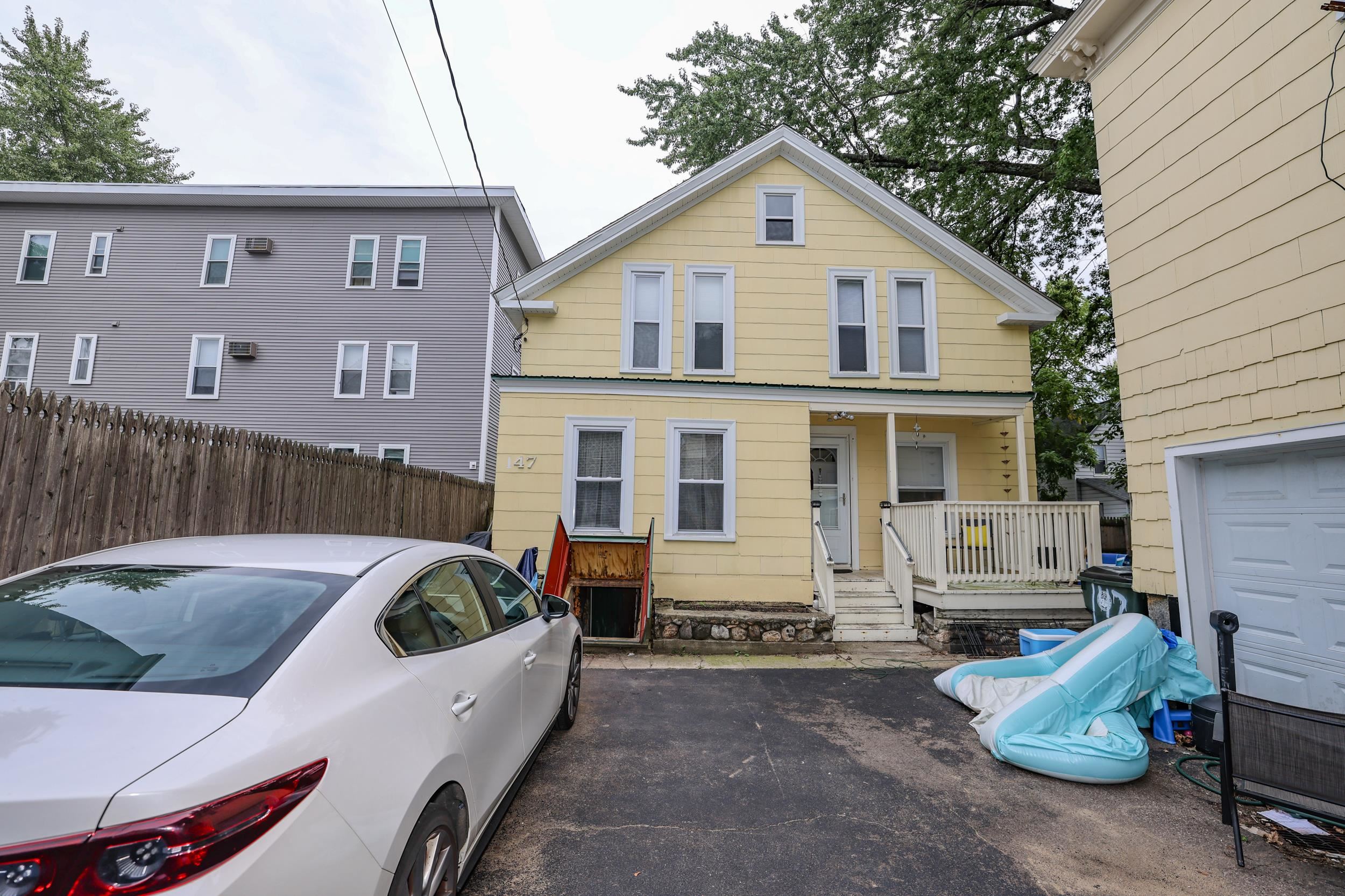 145-147 Pearl Street Property Photo 4