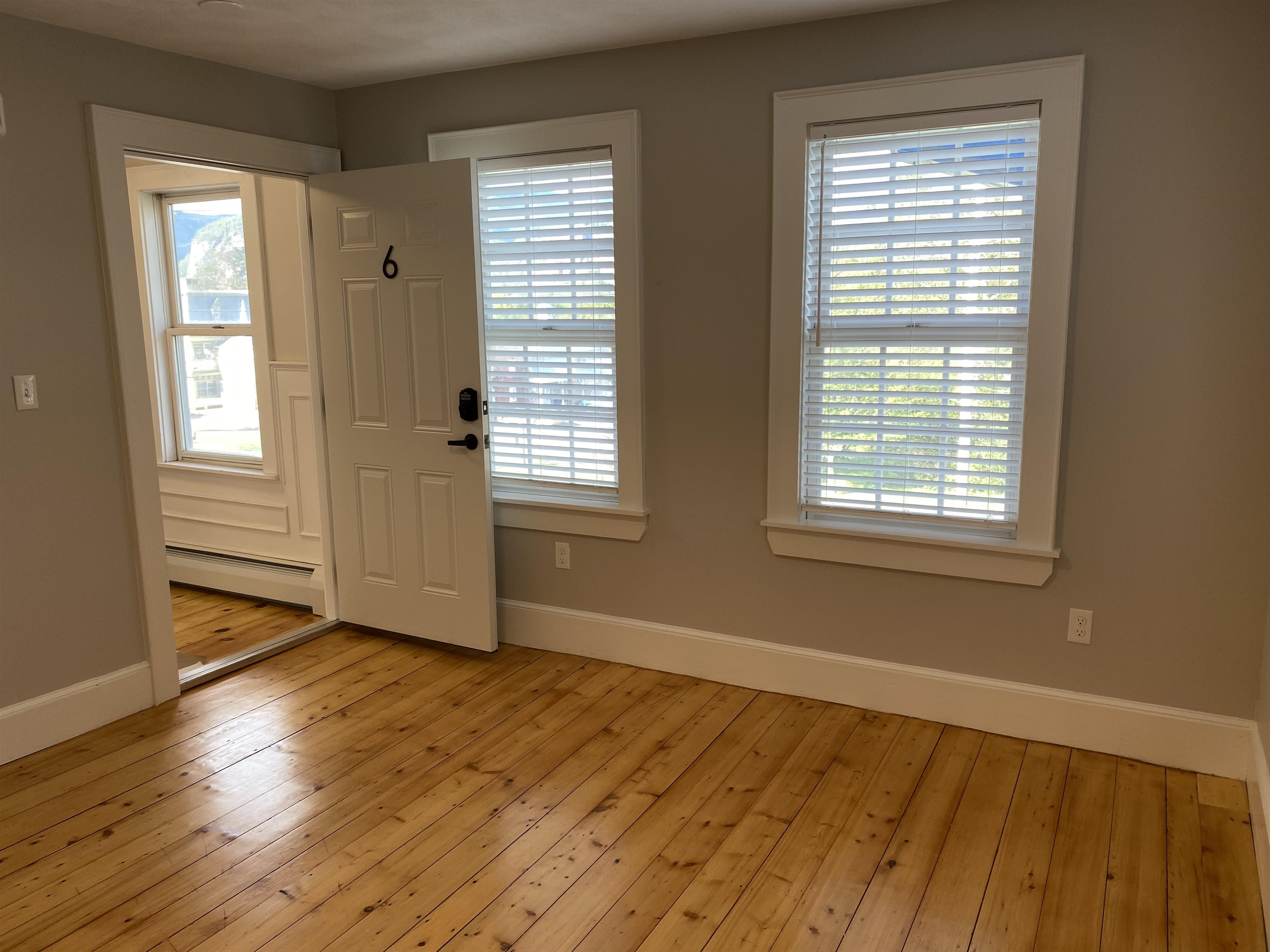 3465 White Mountain Highway Property Photo 5