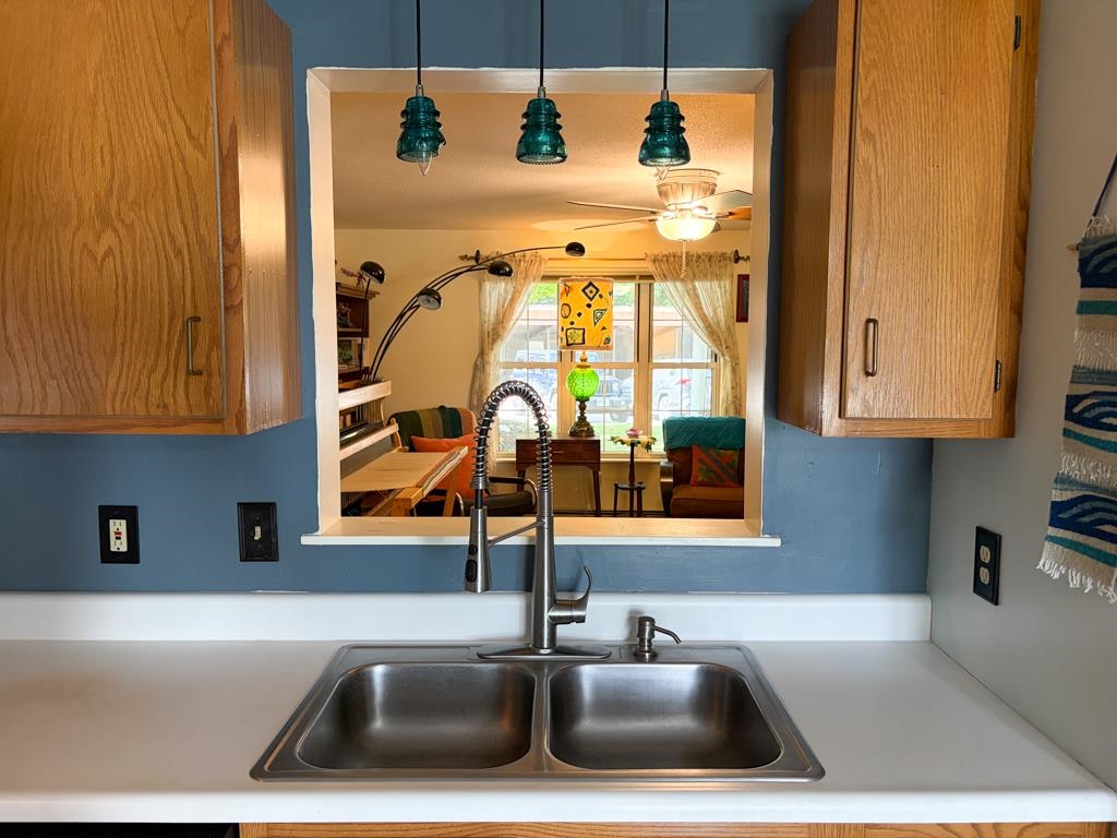 206 Southfield Lane Property Photo 10