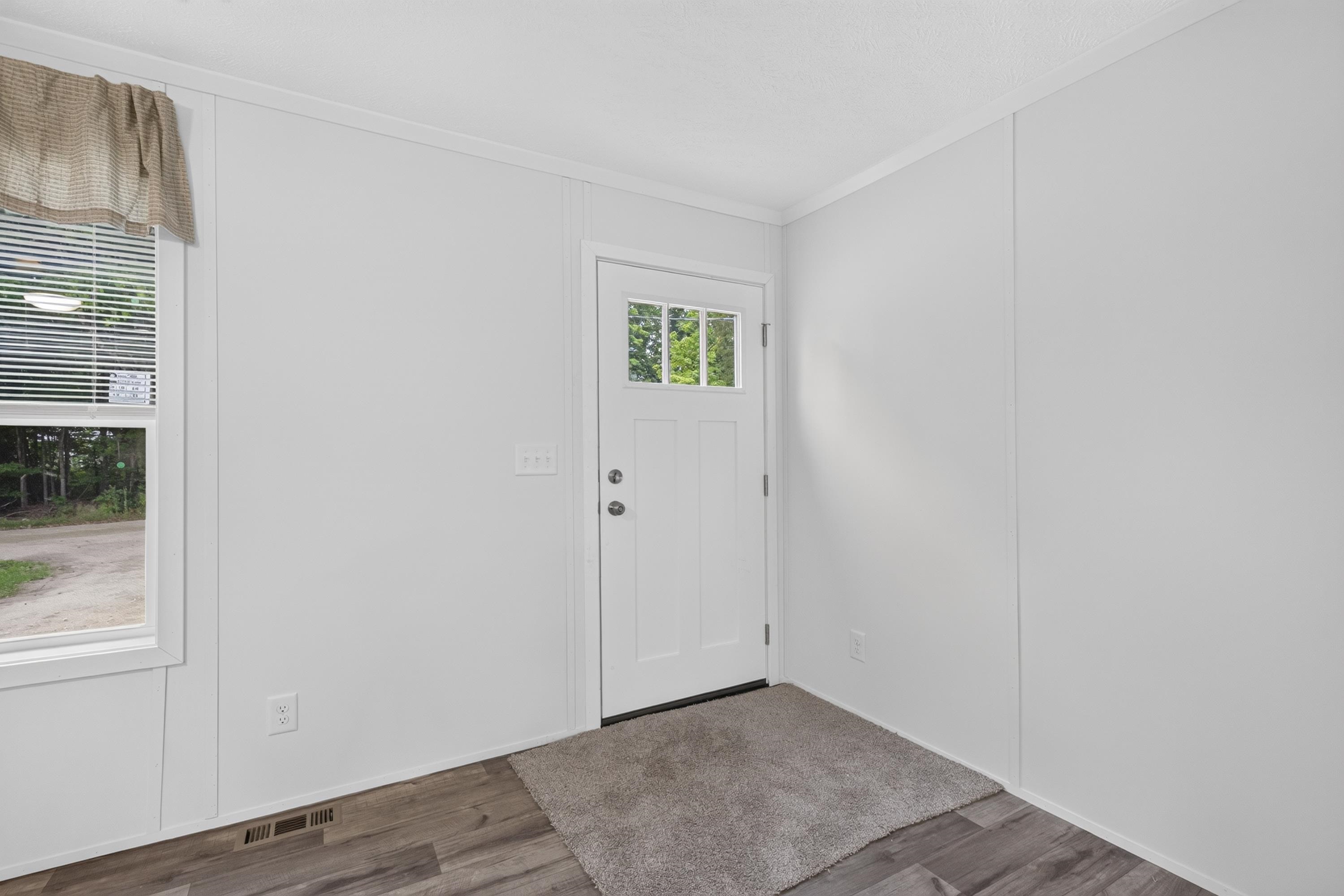 9 Loring Avenue Property Photo 5