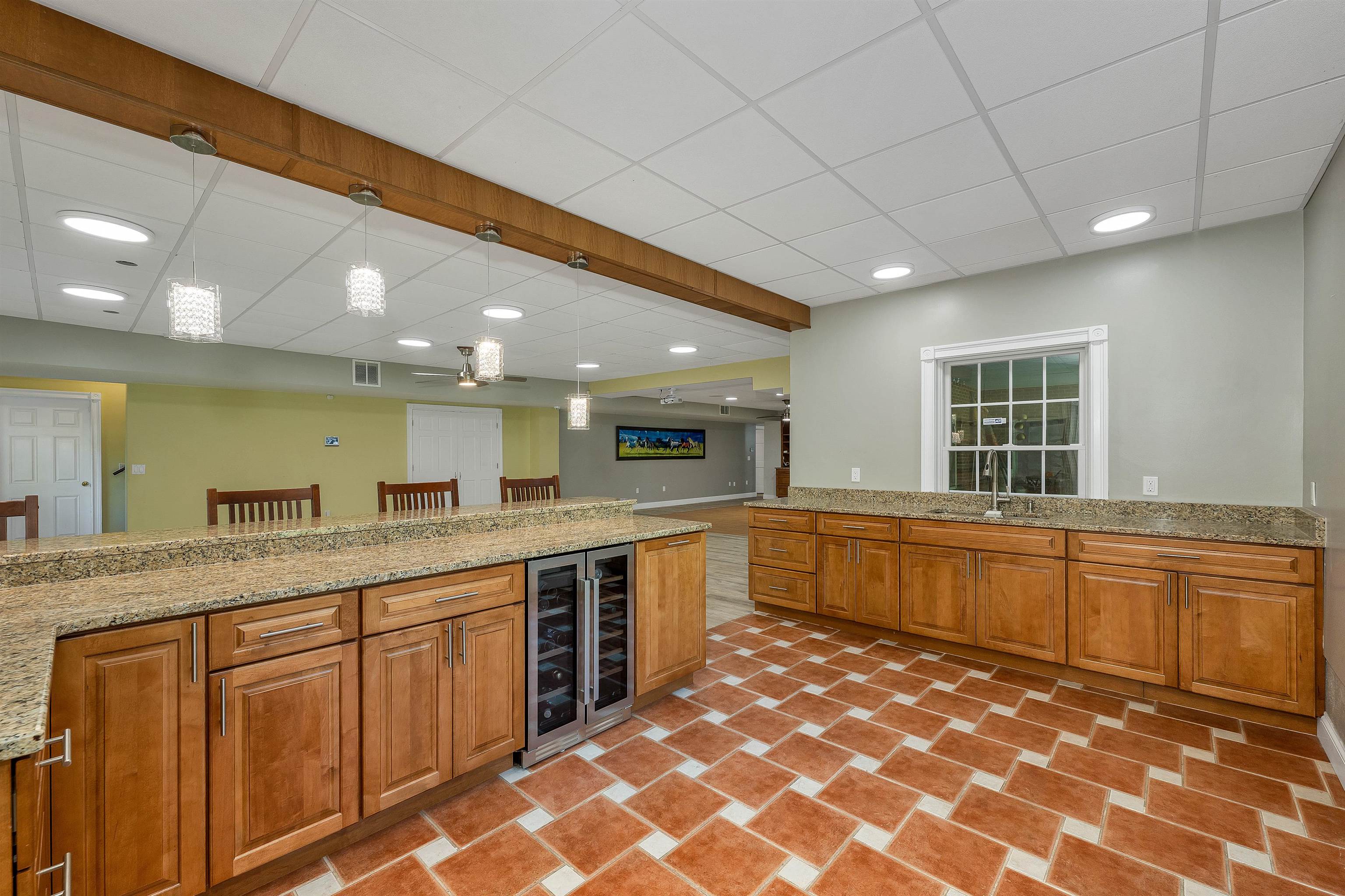 5 Crestwood Lane Property Photo 35