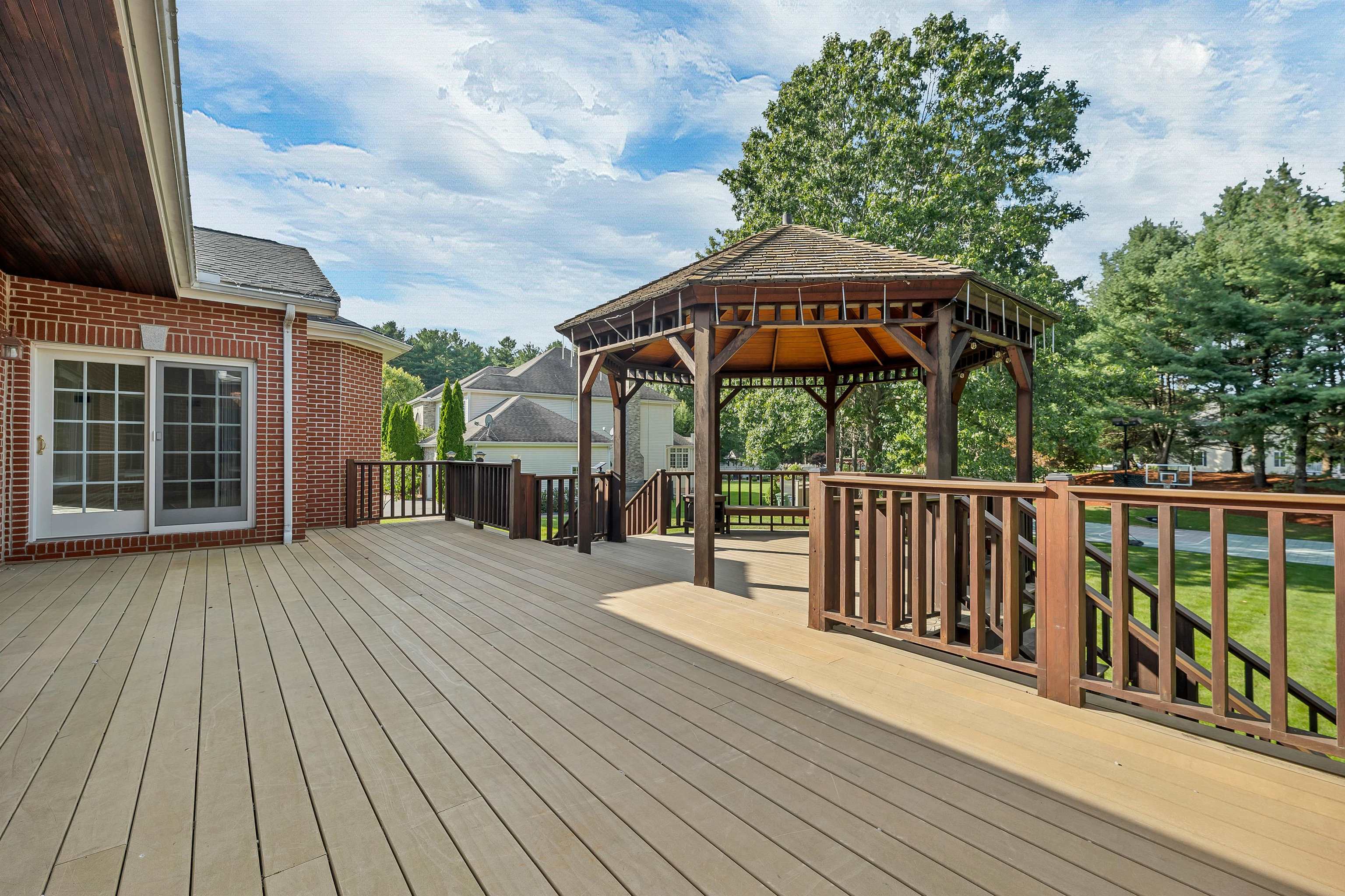 5 Crestwood Lane Property Photo 42