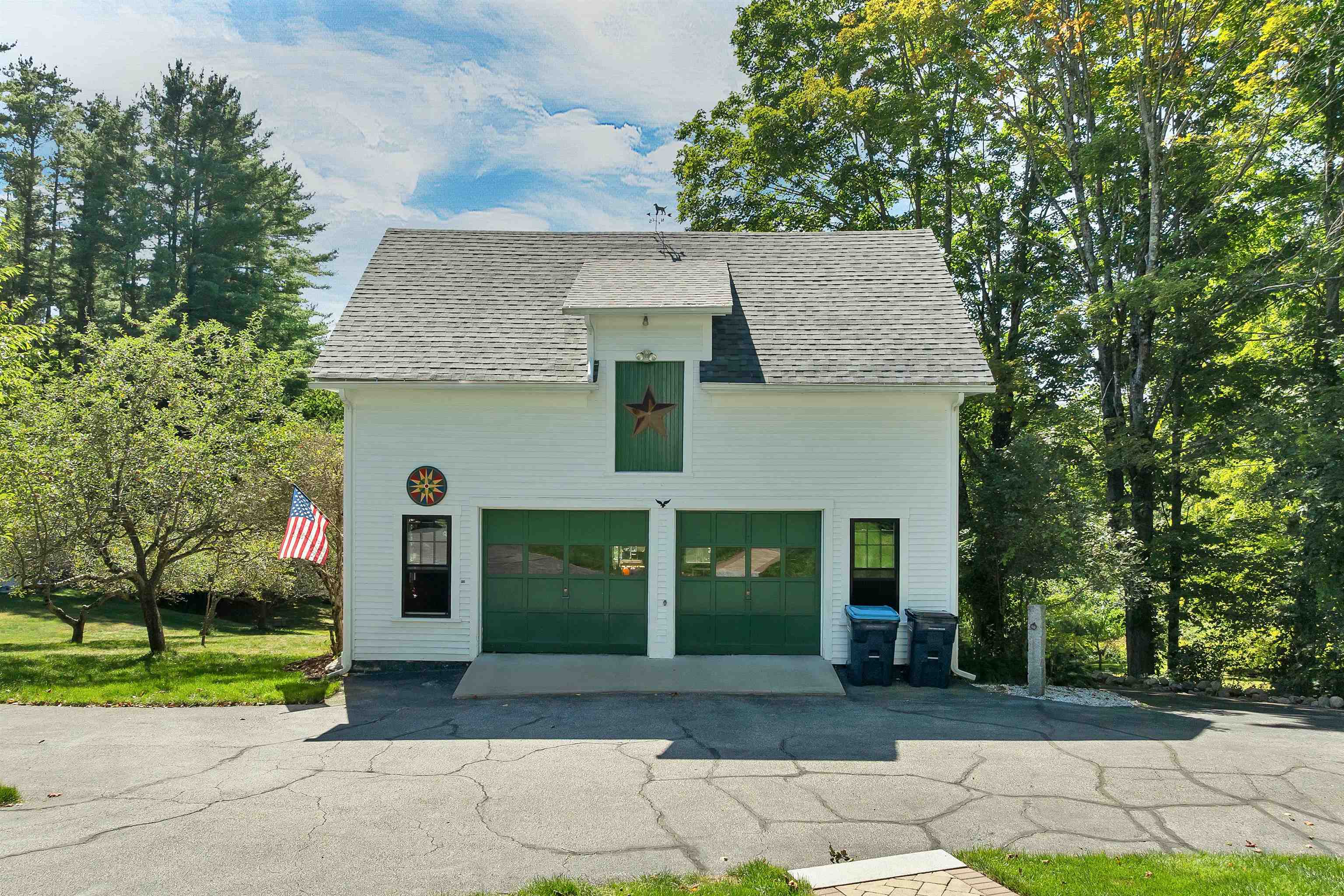 289 Pleasant Street Property Photo 43