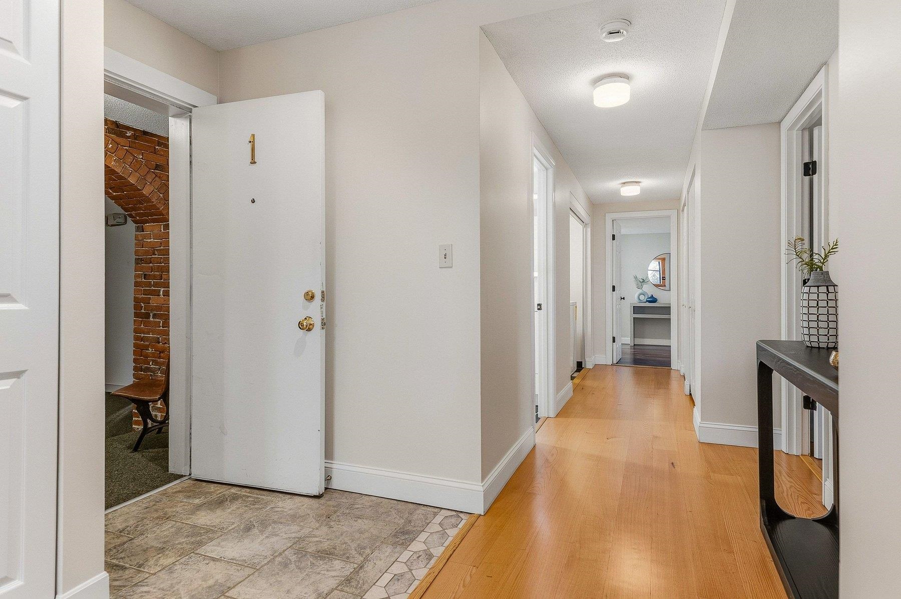 609 State Street Property Photo 4