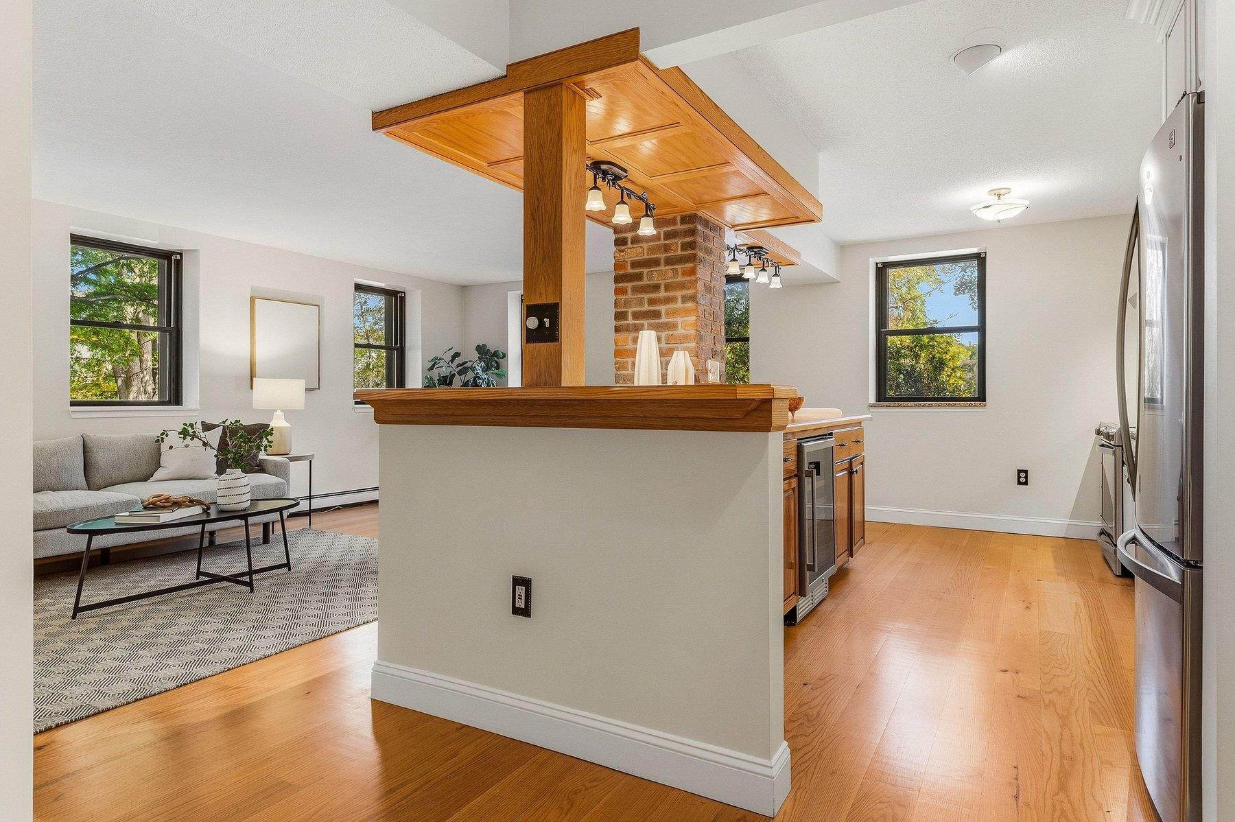 609 State Street Property Photo 5