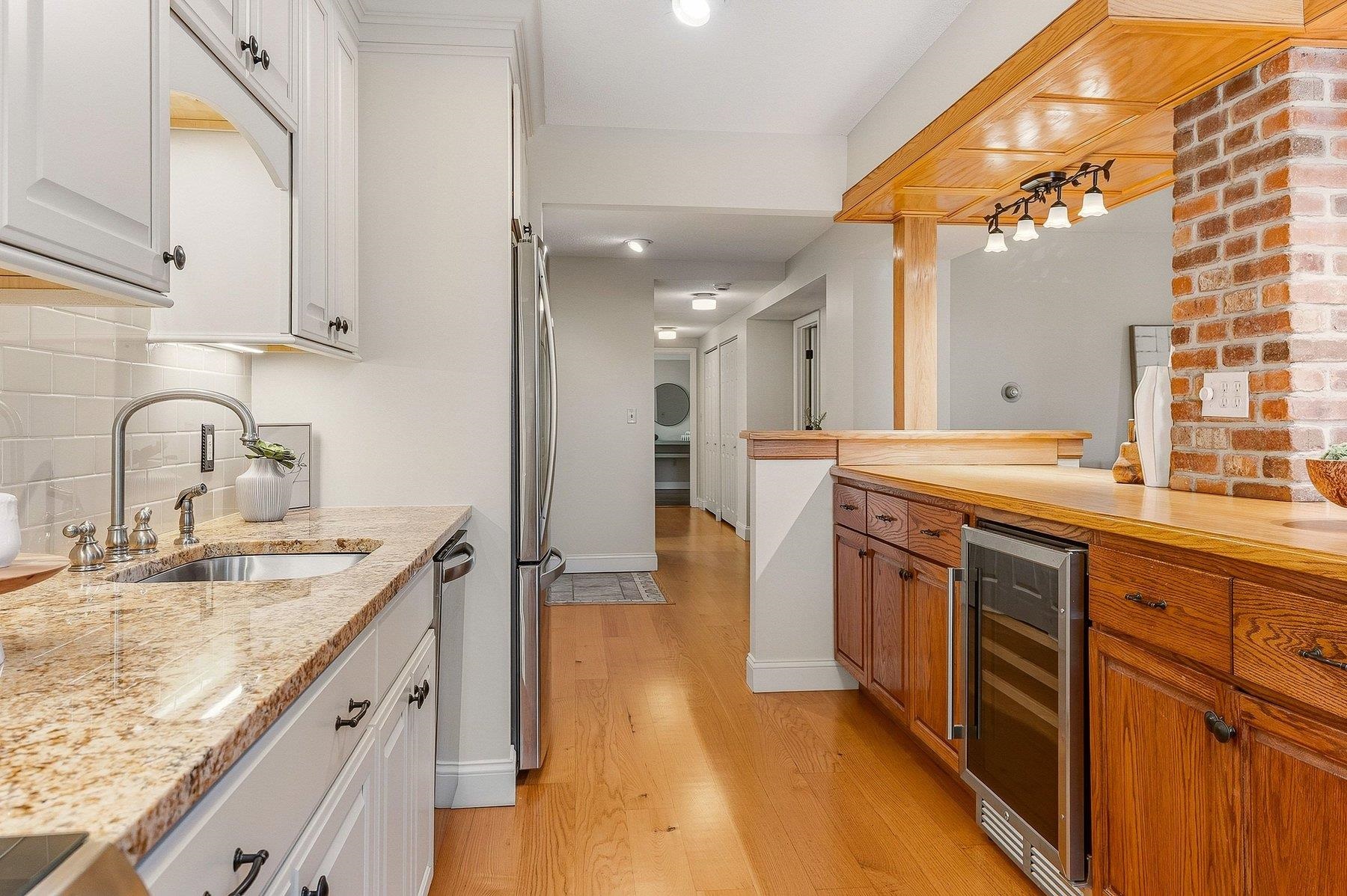 609 State Street Property Photo 10