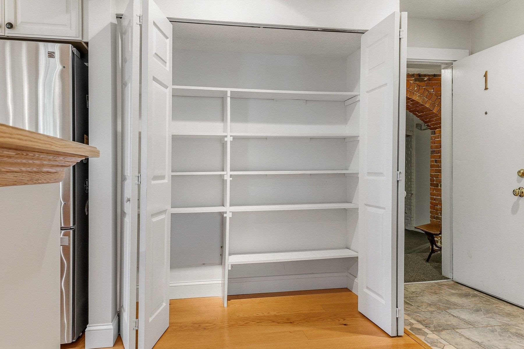609 State Street Property Photo 11