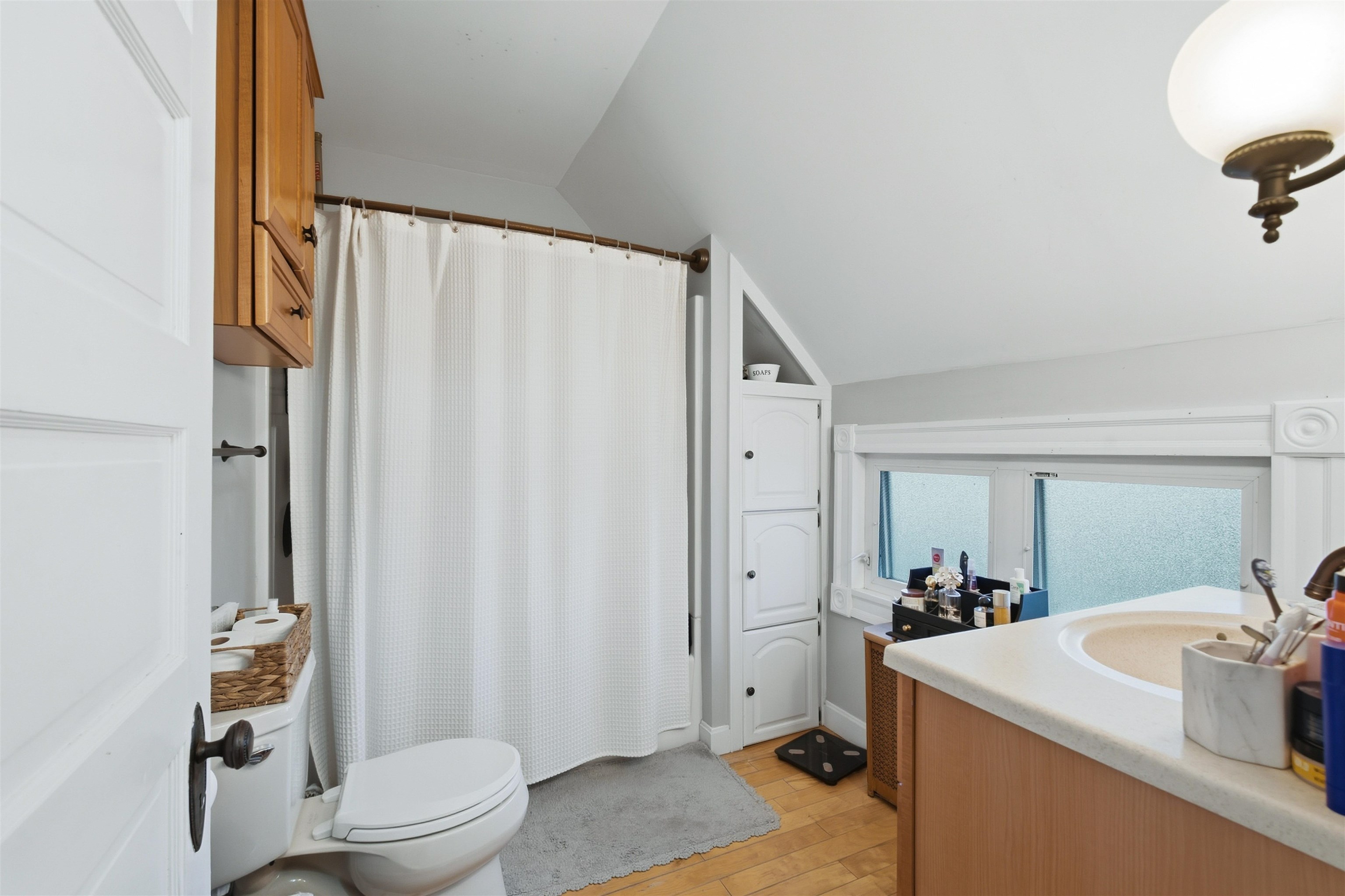 577-581 South Beech Street Property Photo 9
