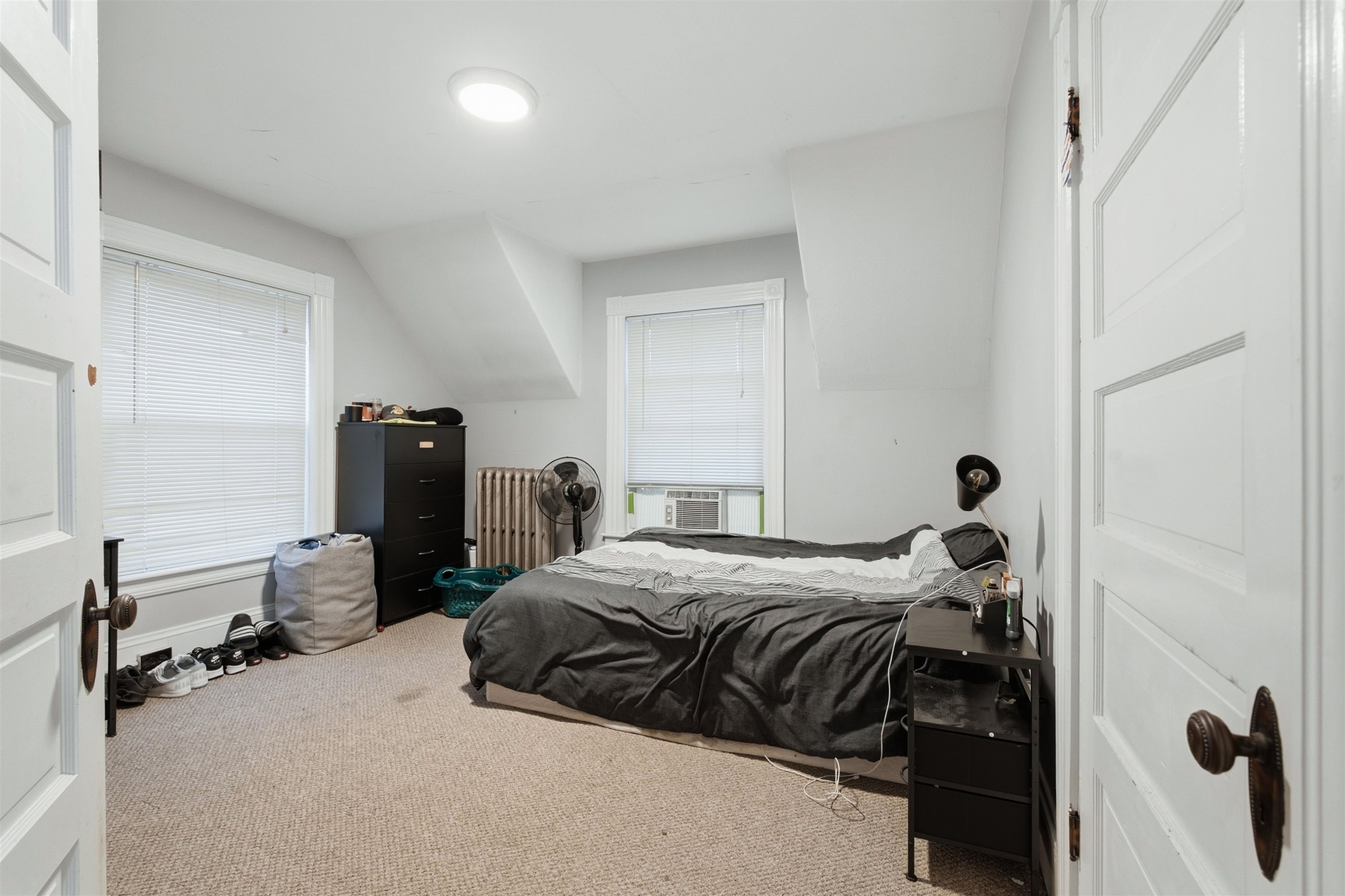 577-581 South Beech Street Property Photo 14