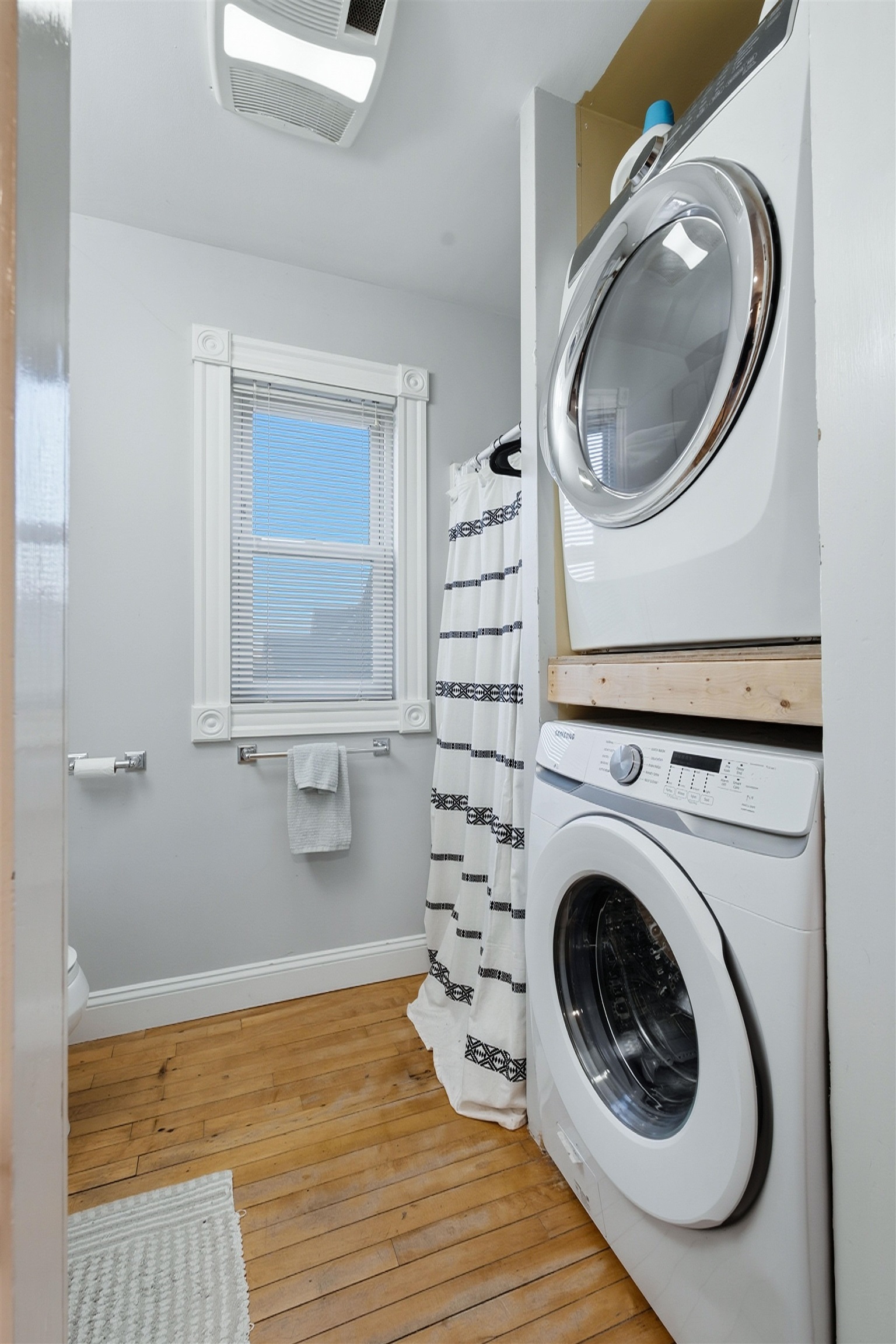577-581 South Beech Street Property Photo 15