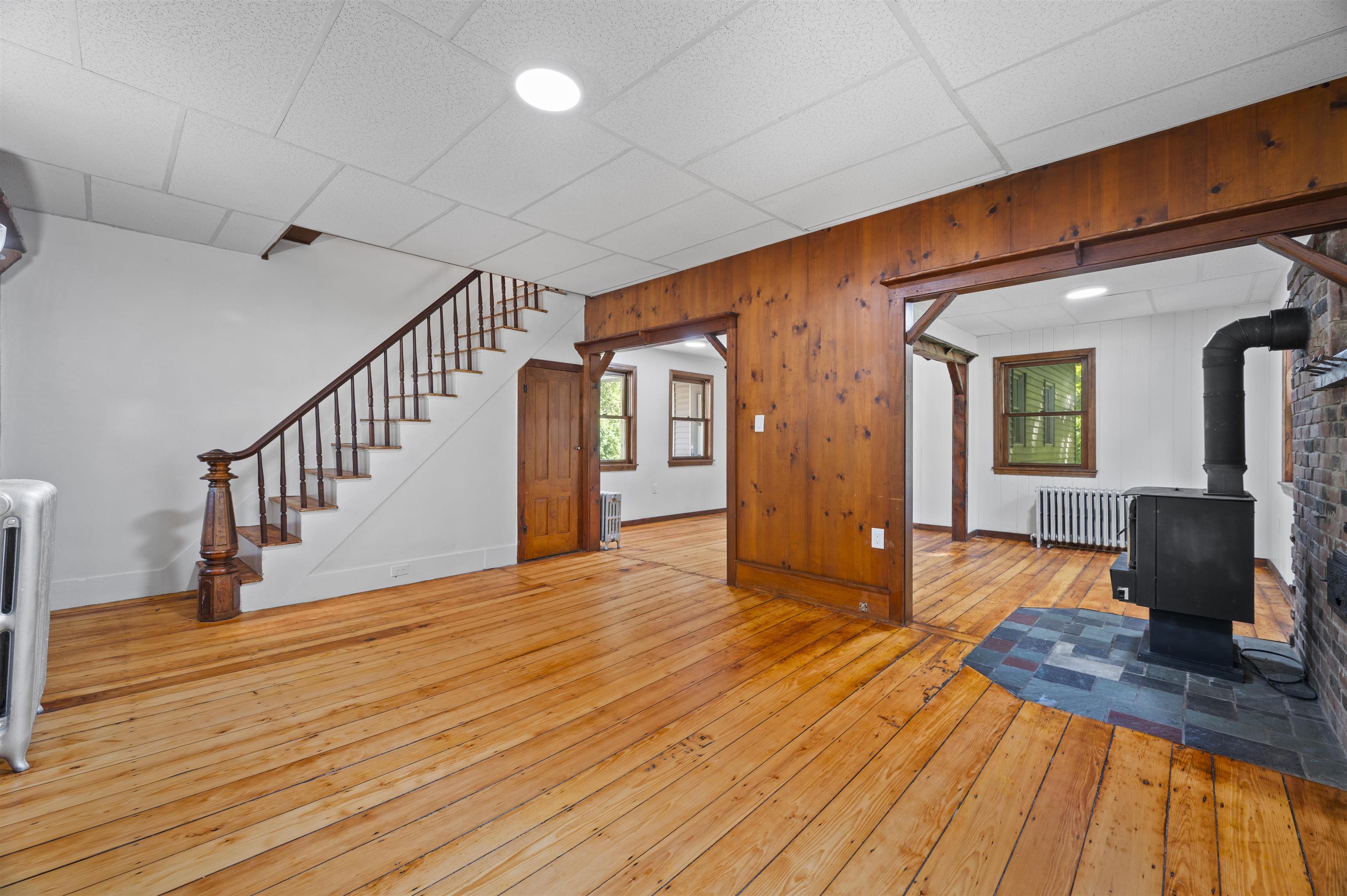 675 Central Street Property Photo 7