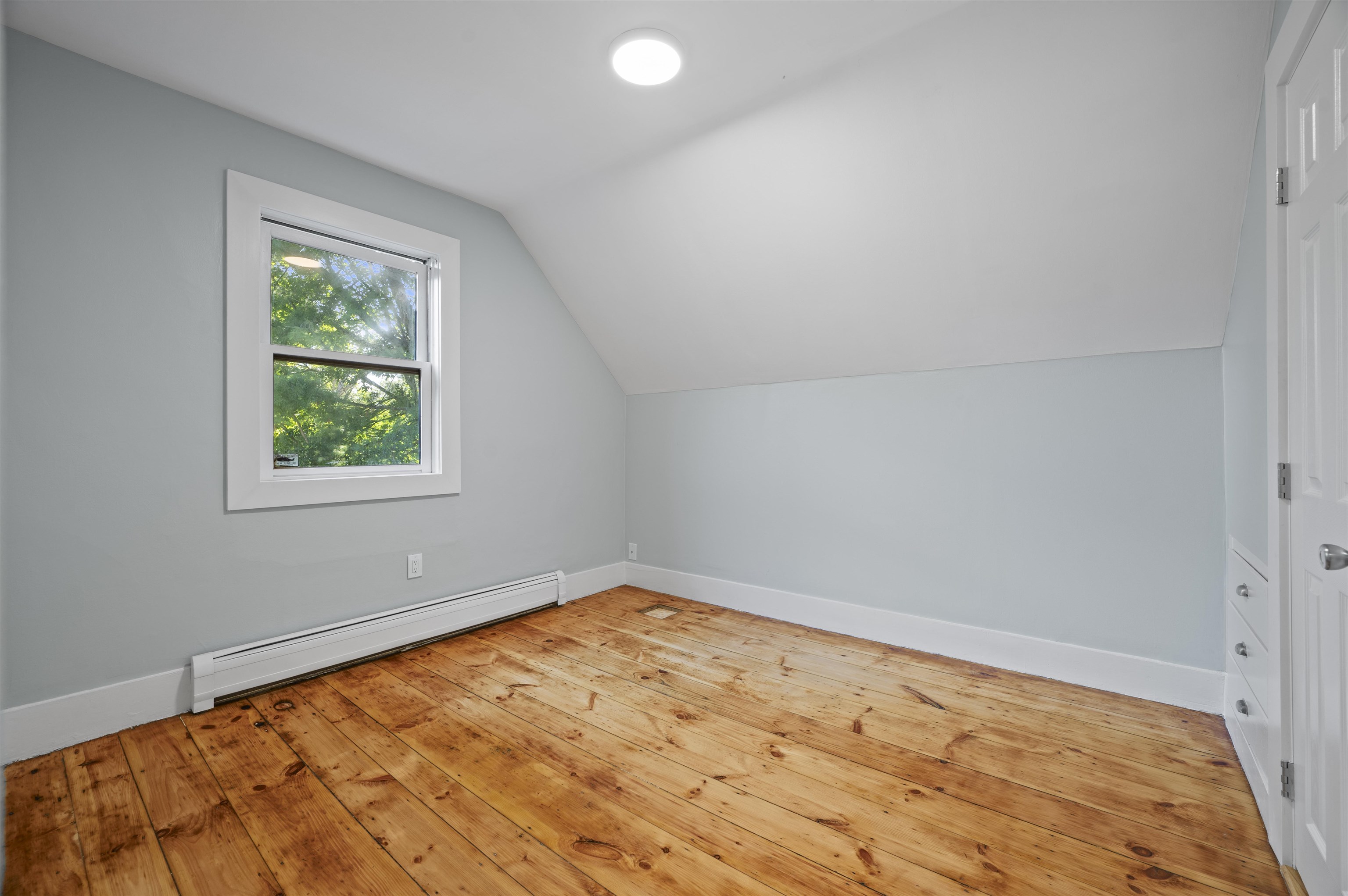 675 Central Street Property Photo 17