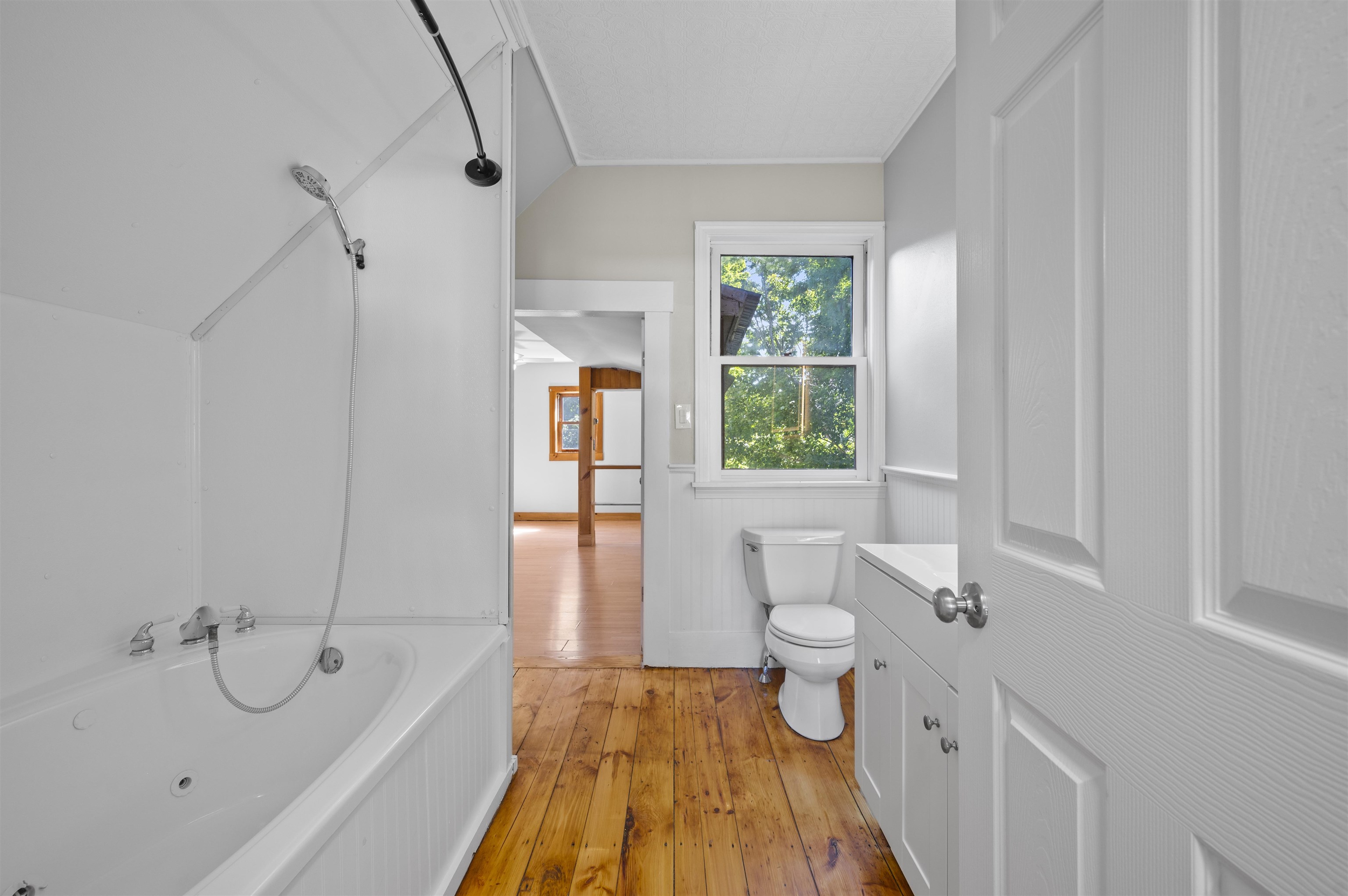 675 Central Street Property Photo 18