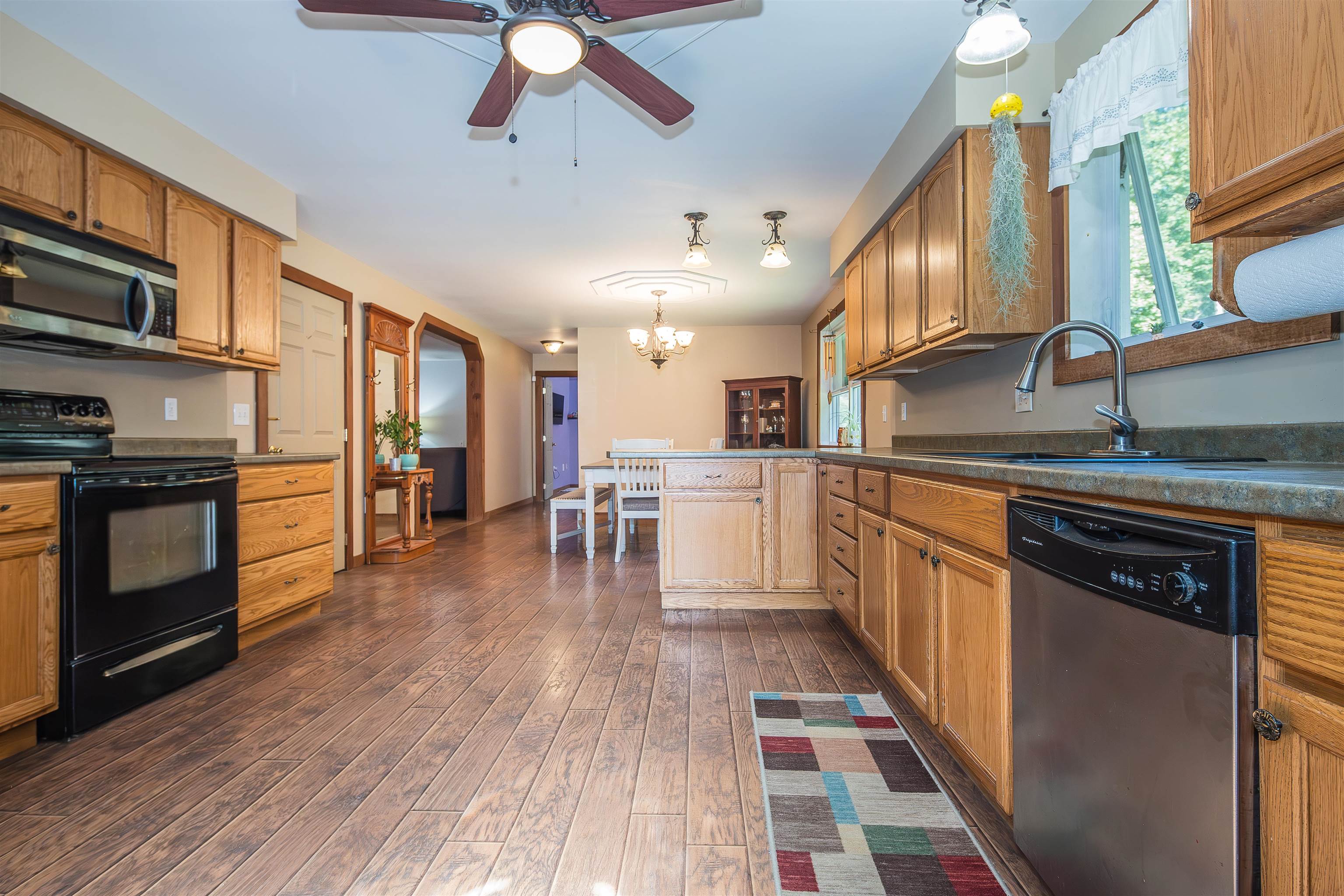 200 Chelsea Lane Property Photo 15
