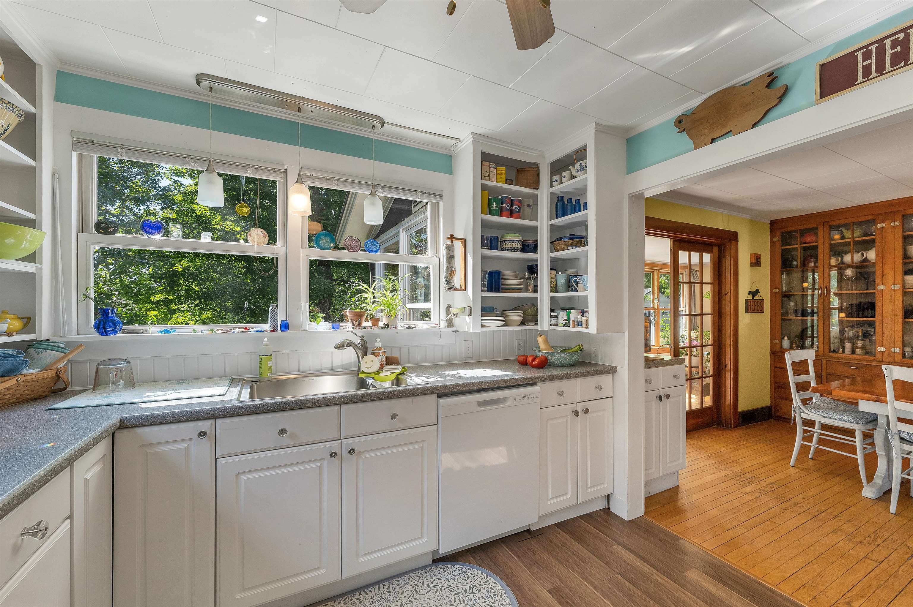 52 Clark Street Property Photo 3