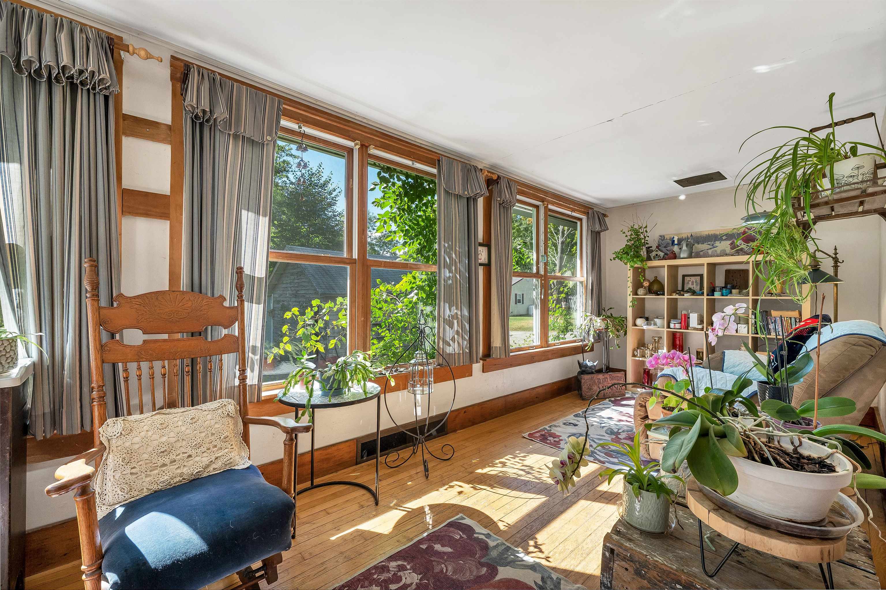 52 Clark Street Property Photo 12