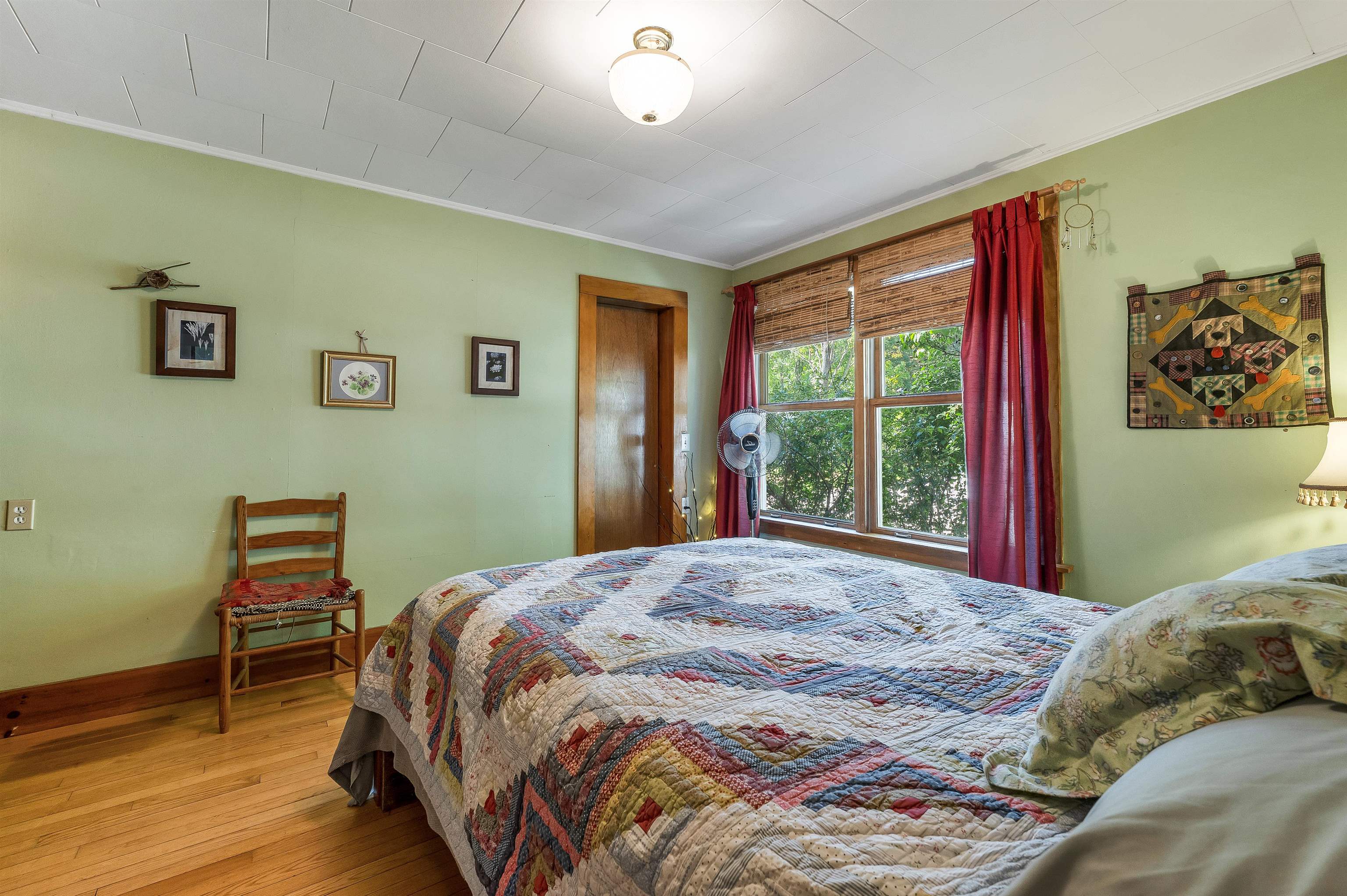 52 Clark Street Property Photo 24