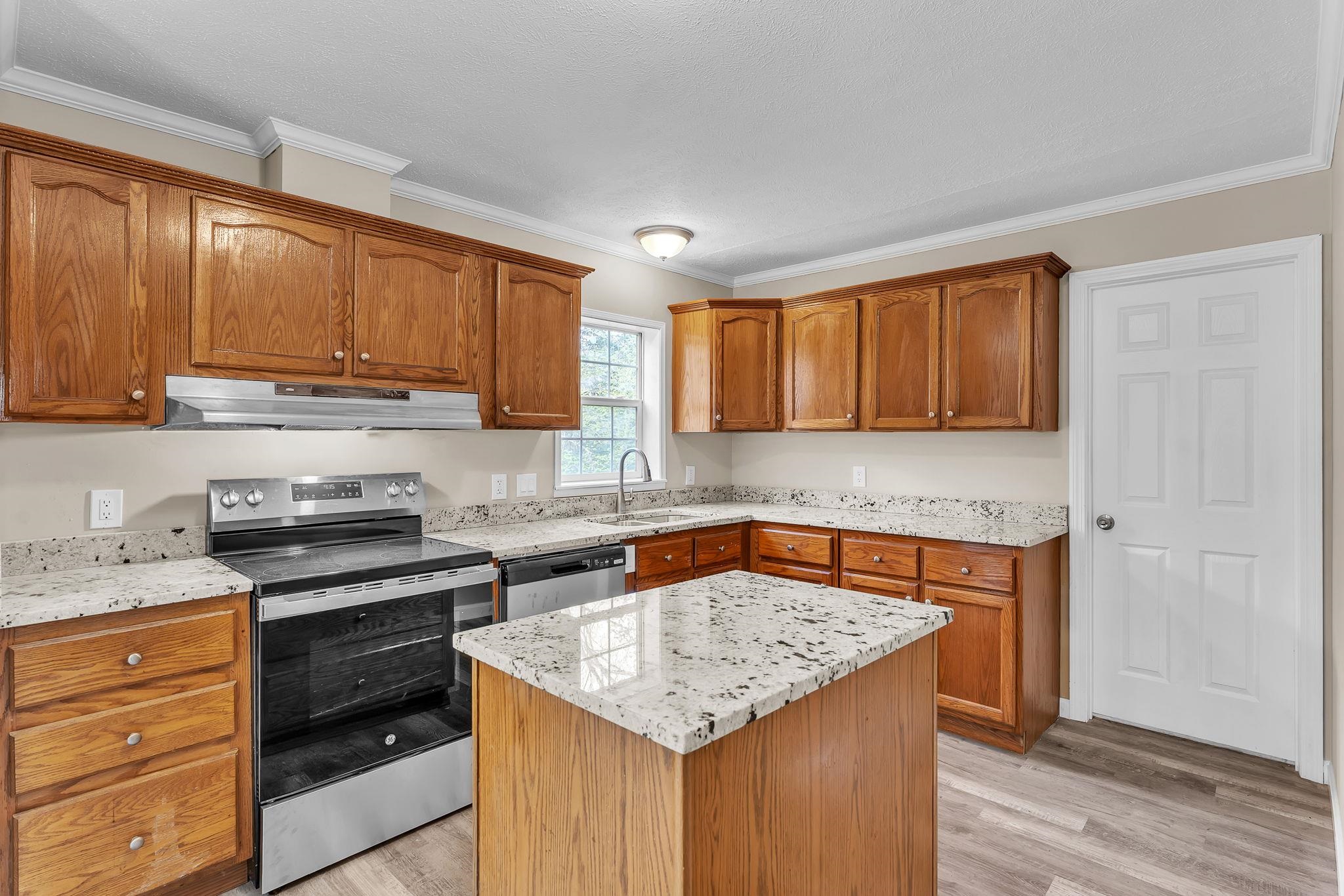 2040 South Walden Road Property Photo 14