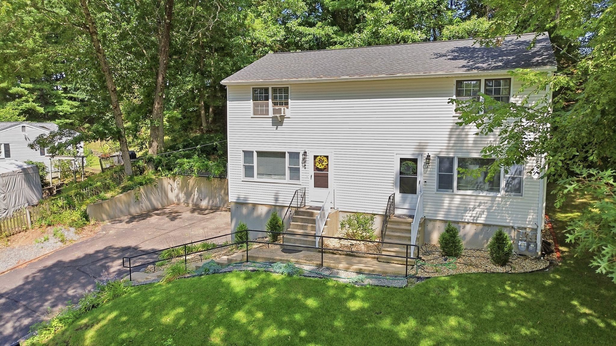 37-39 Intervale Street Property Photo 3