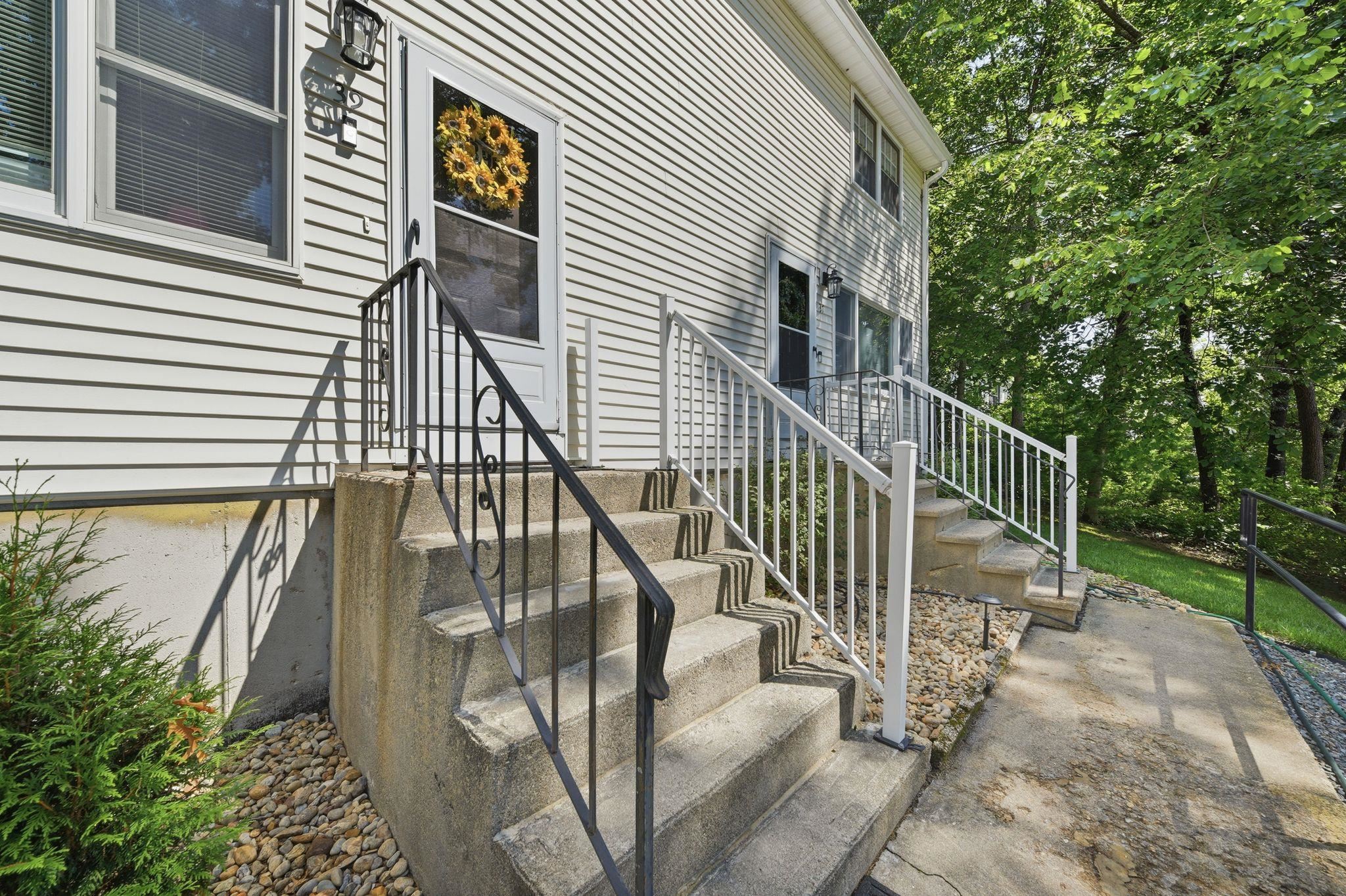 37-39 Intervale Street Property Photo 6