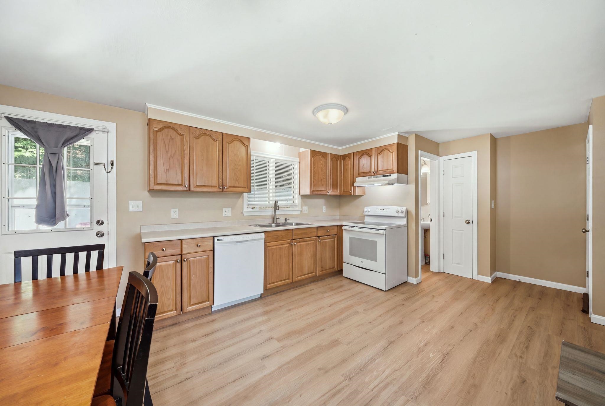37-39 Intervale Street Property Photo 11