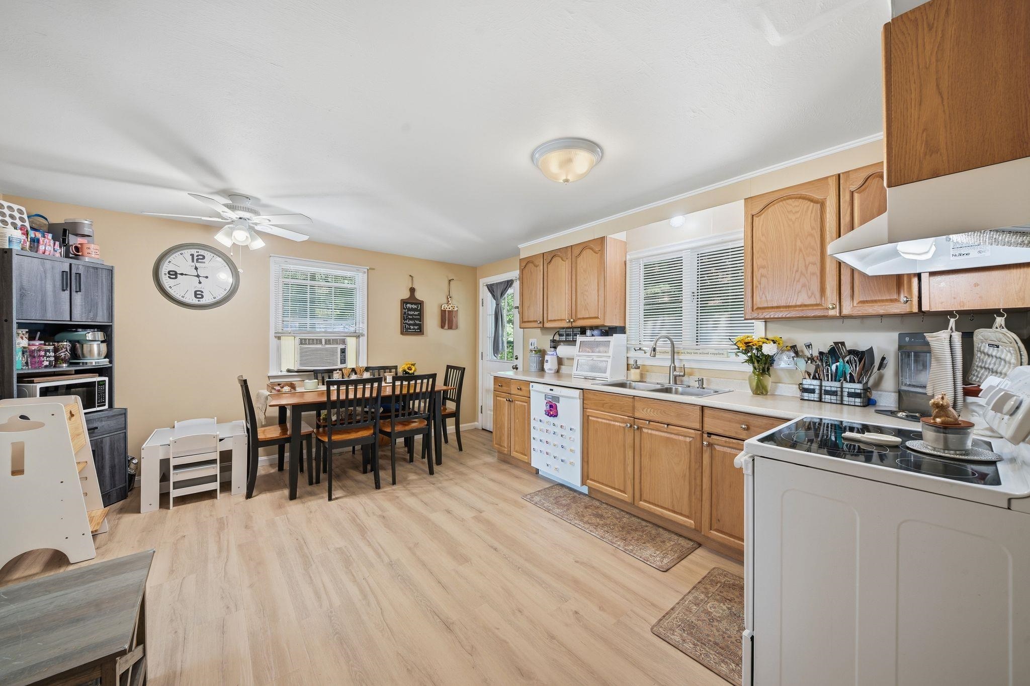 37-39 Intervale Street Property Photo 12