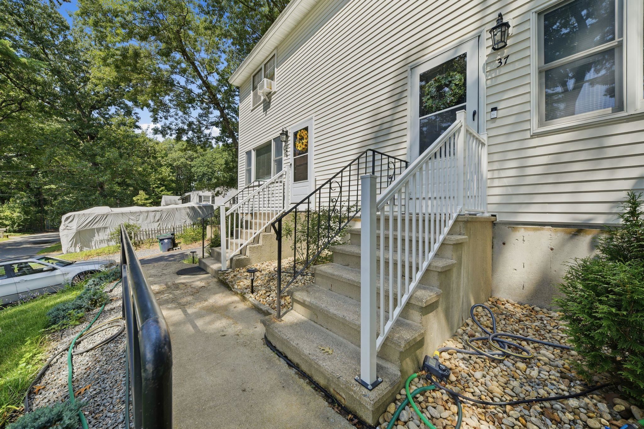 37-39 Intervale Street Property Photo 26