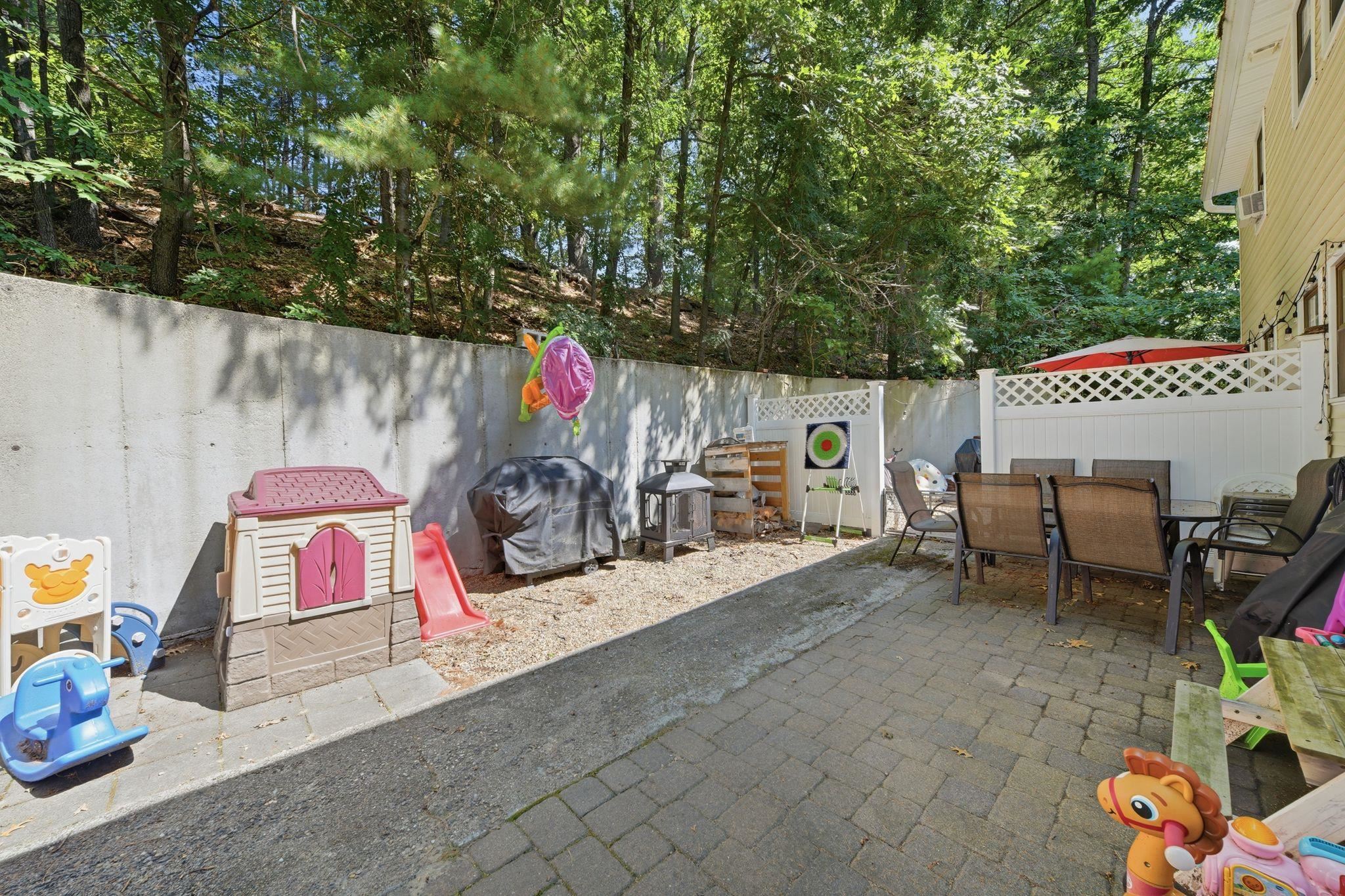 37-39 Intervale Street Property Photo 46