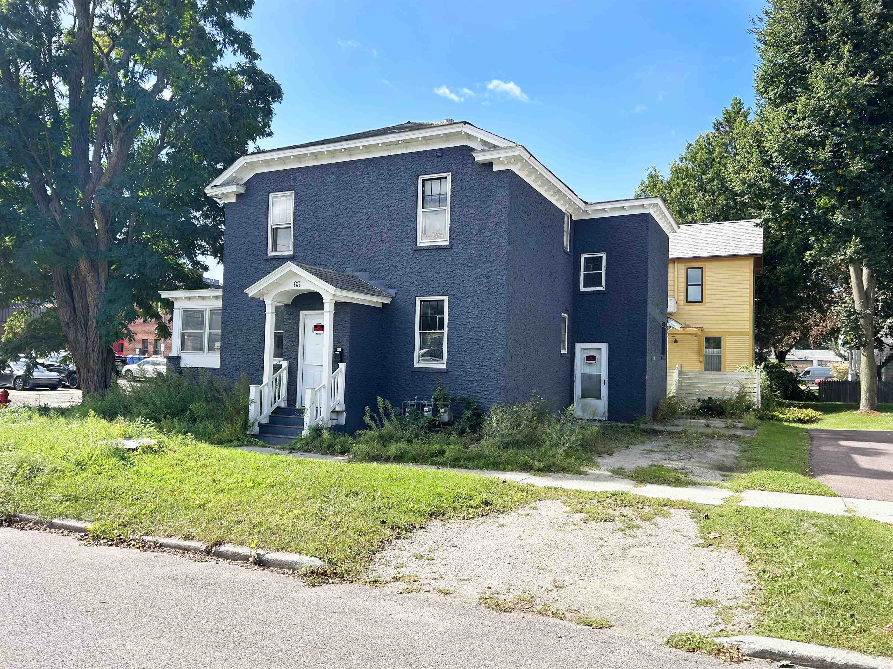18 Strong Street Property Photo 2