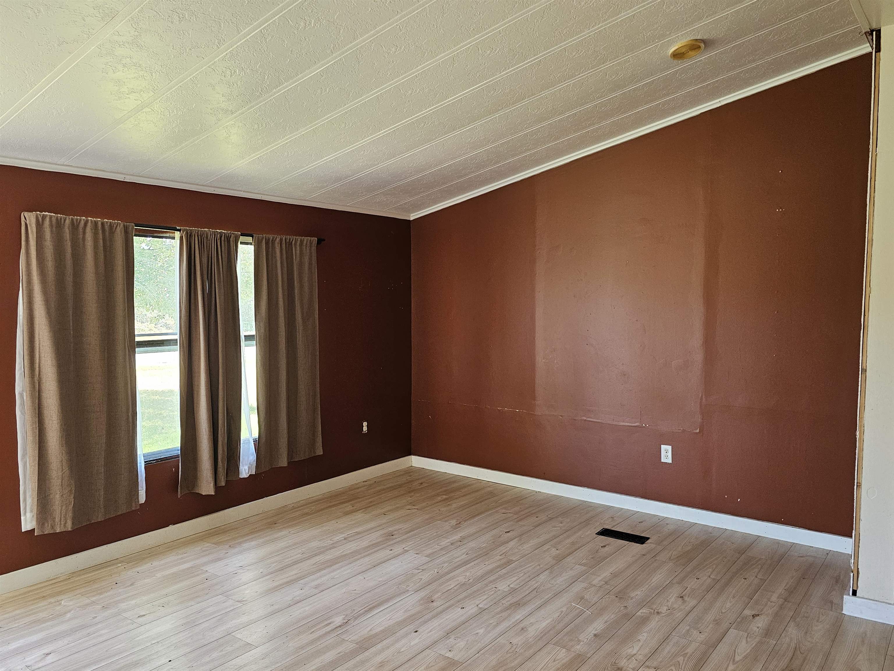 4838 Monkton Road Property Photo 14