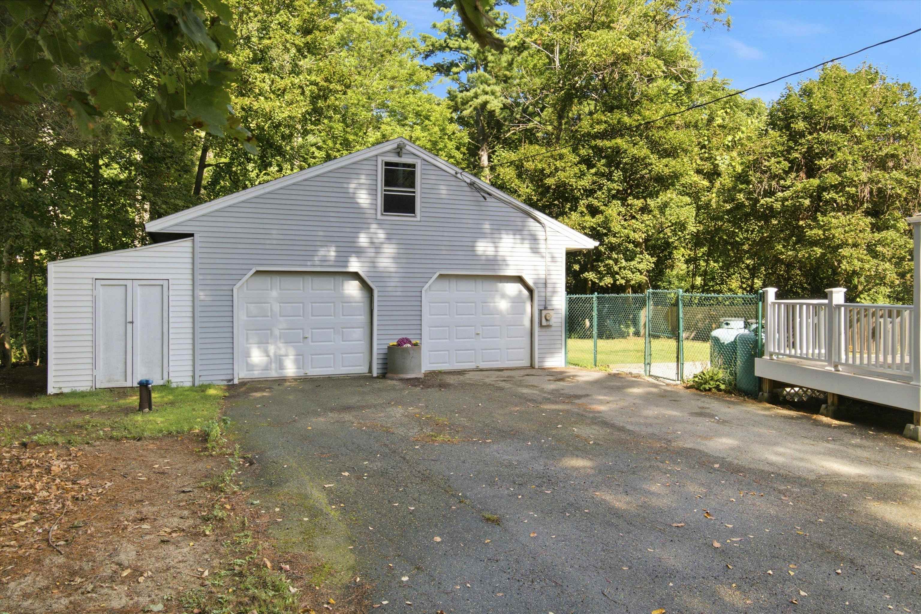 3 Lakeview Avenue Property Photo 2