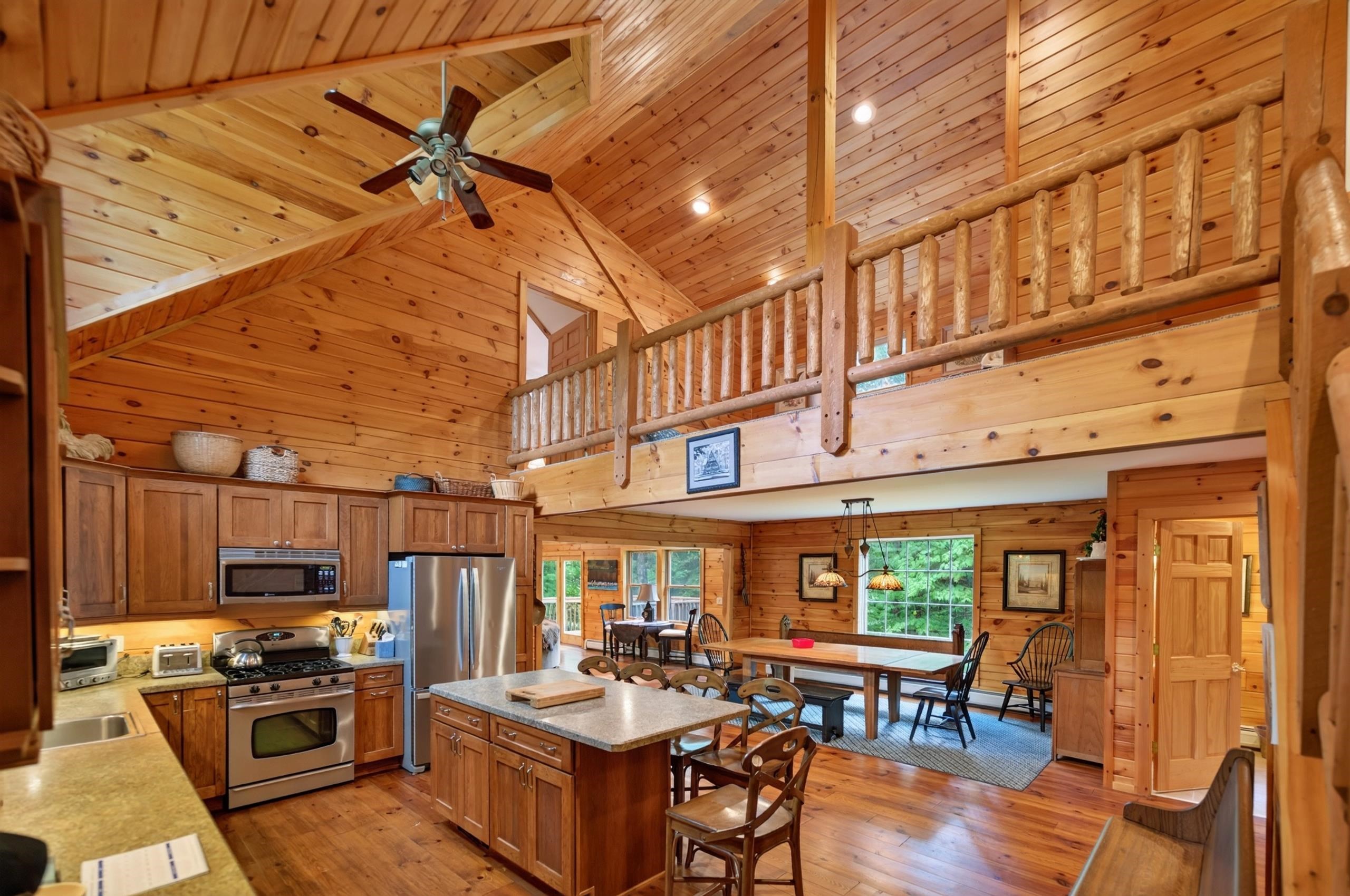 7 Yodeling Lane Property Photo 1