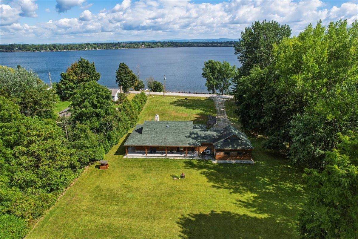 1099 E Shore Road Property Photo 1