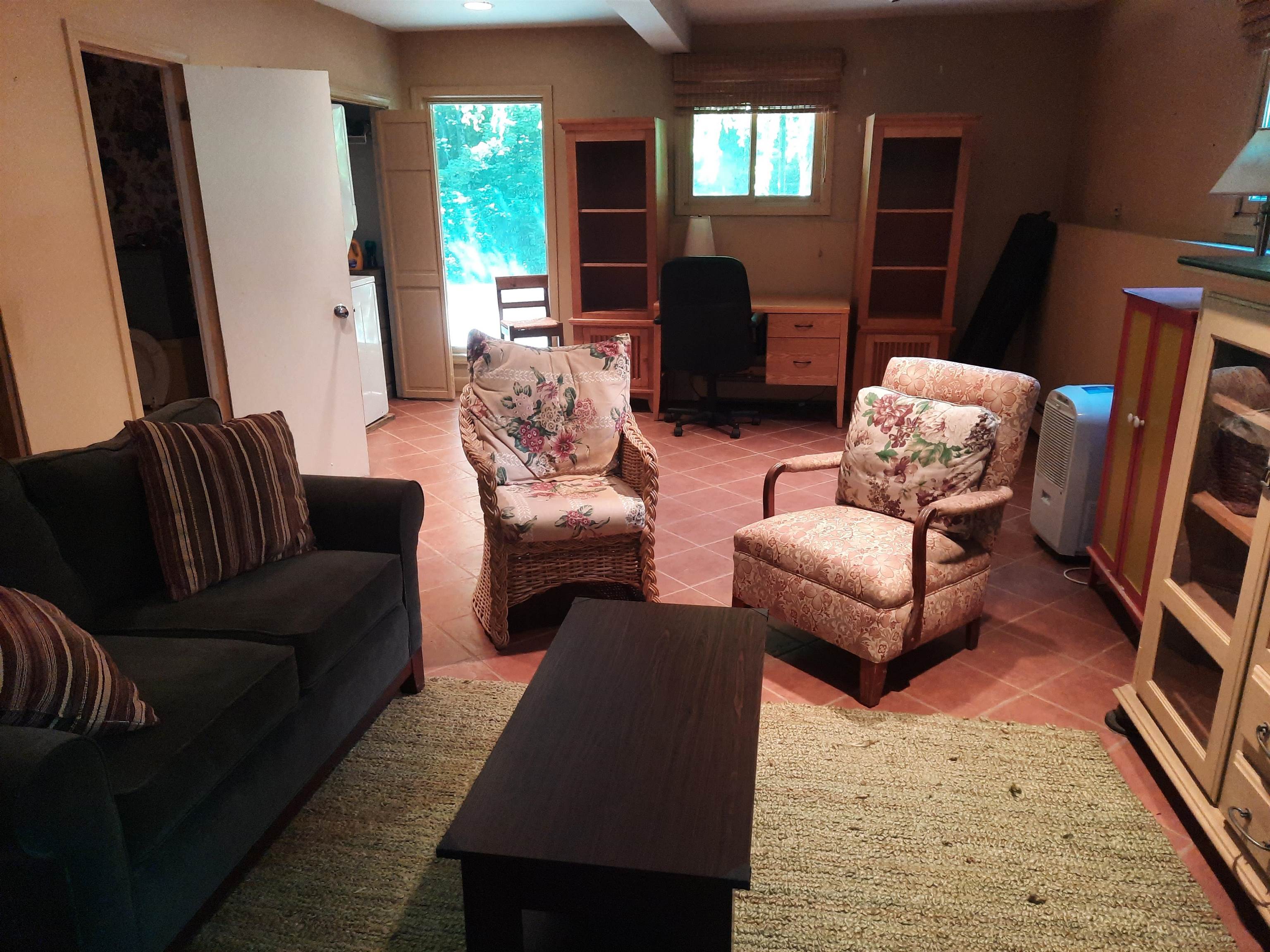 393 Sullivan Street Property Photo 22