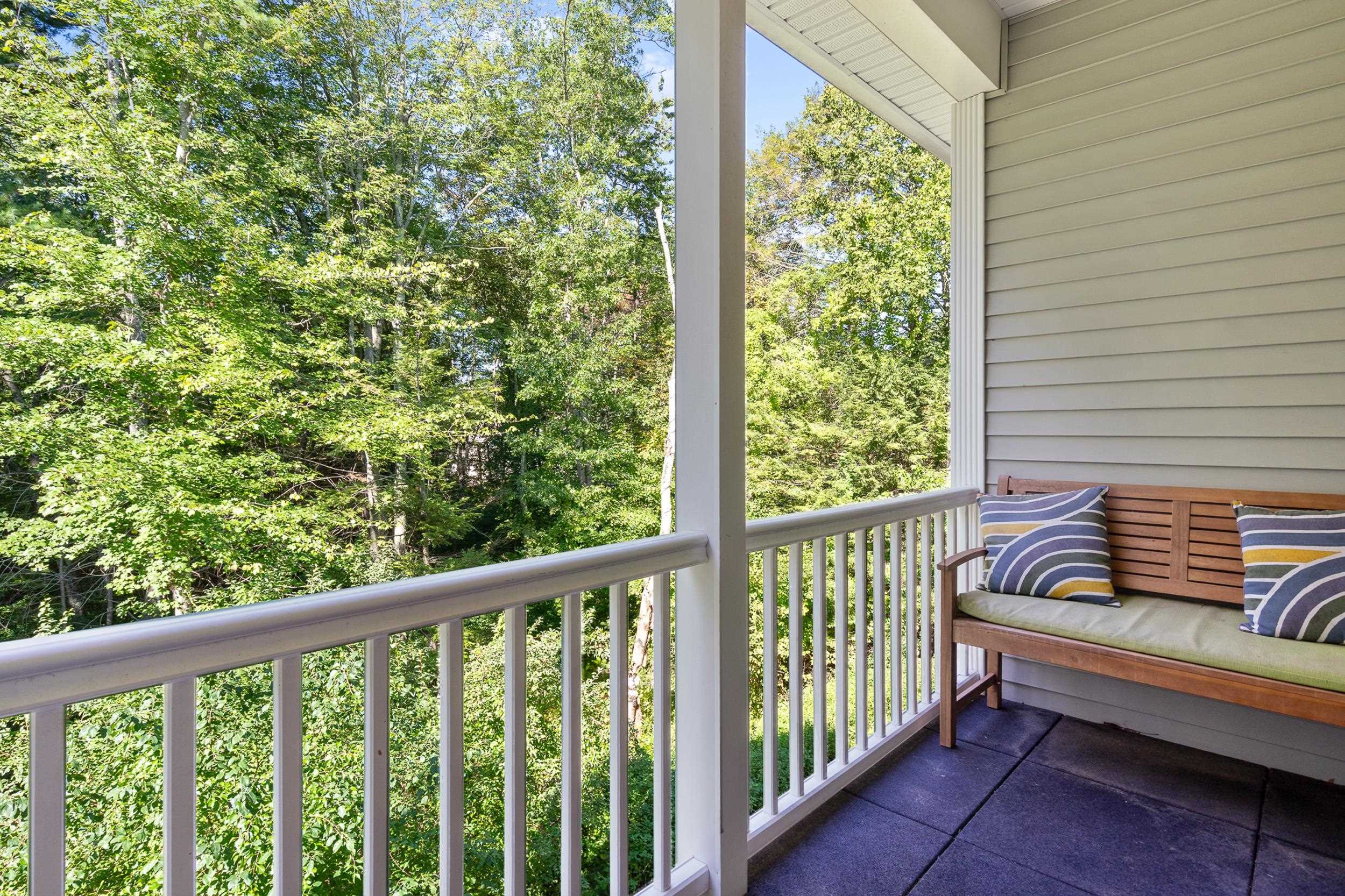 10 Blossom Lane Property Photo 9